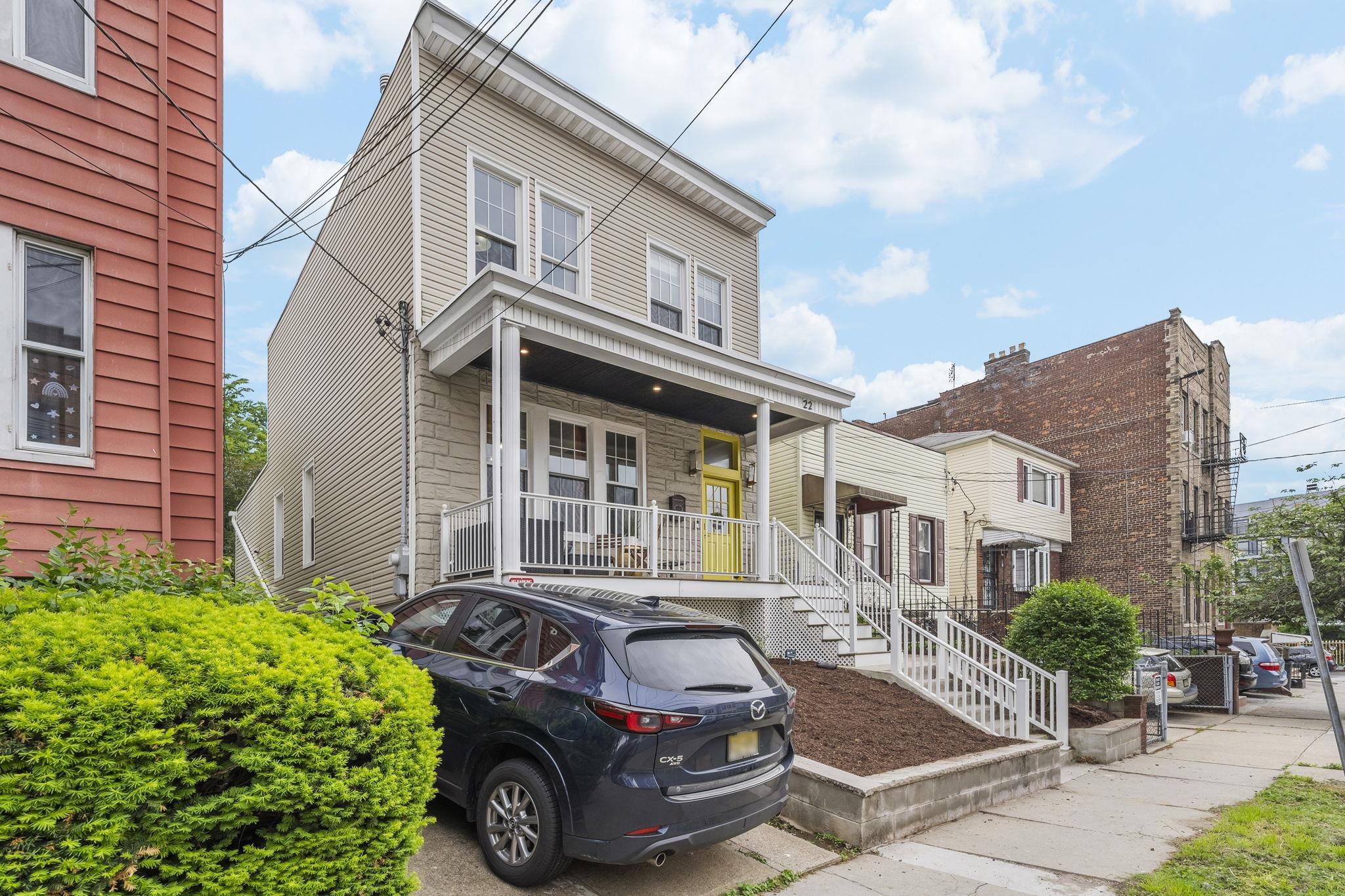 22 BELVIDERE AVE