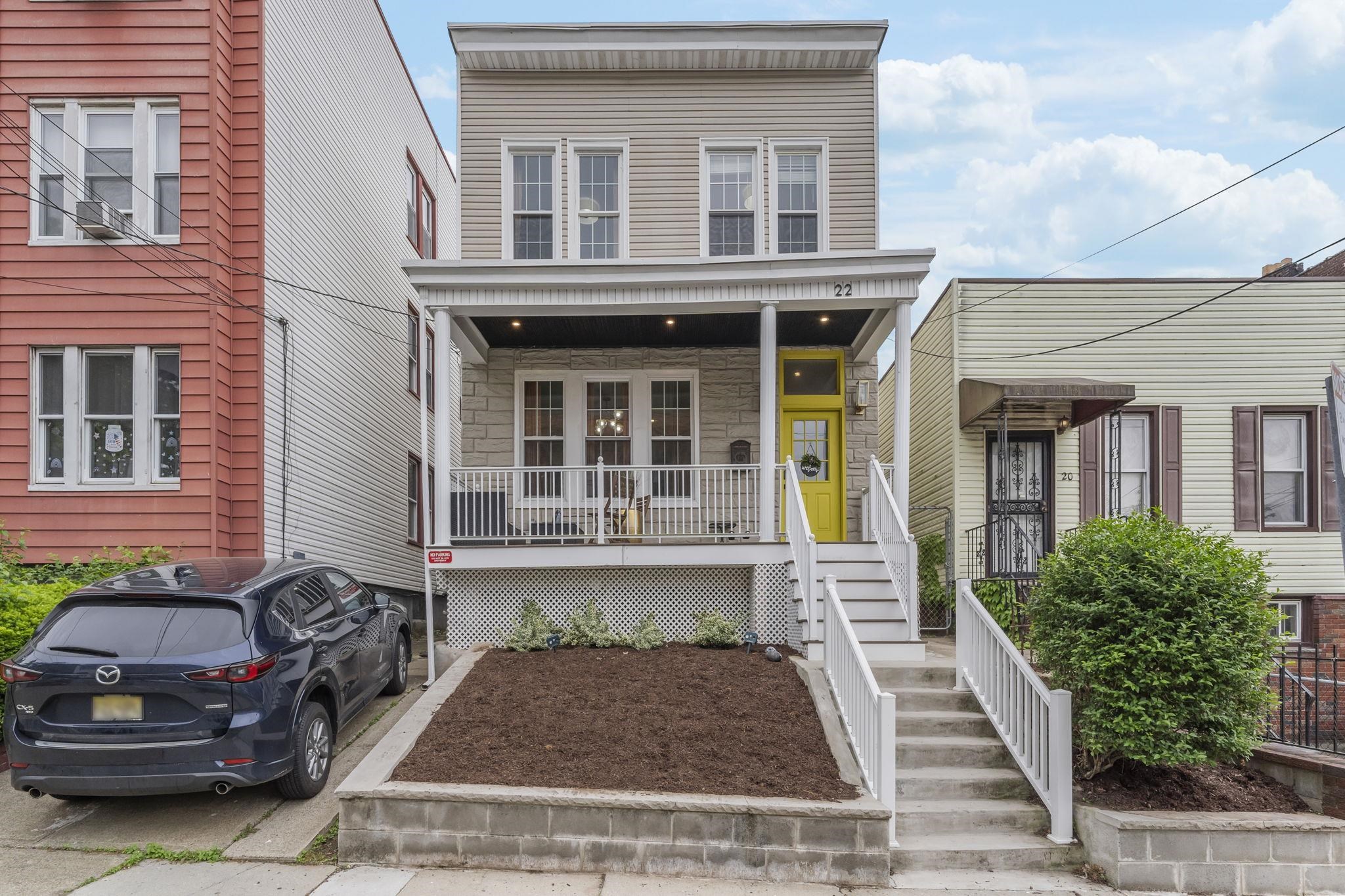 22 BELVIDERE AVE