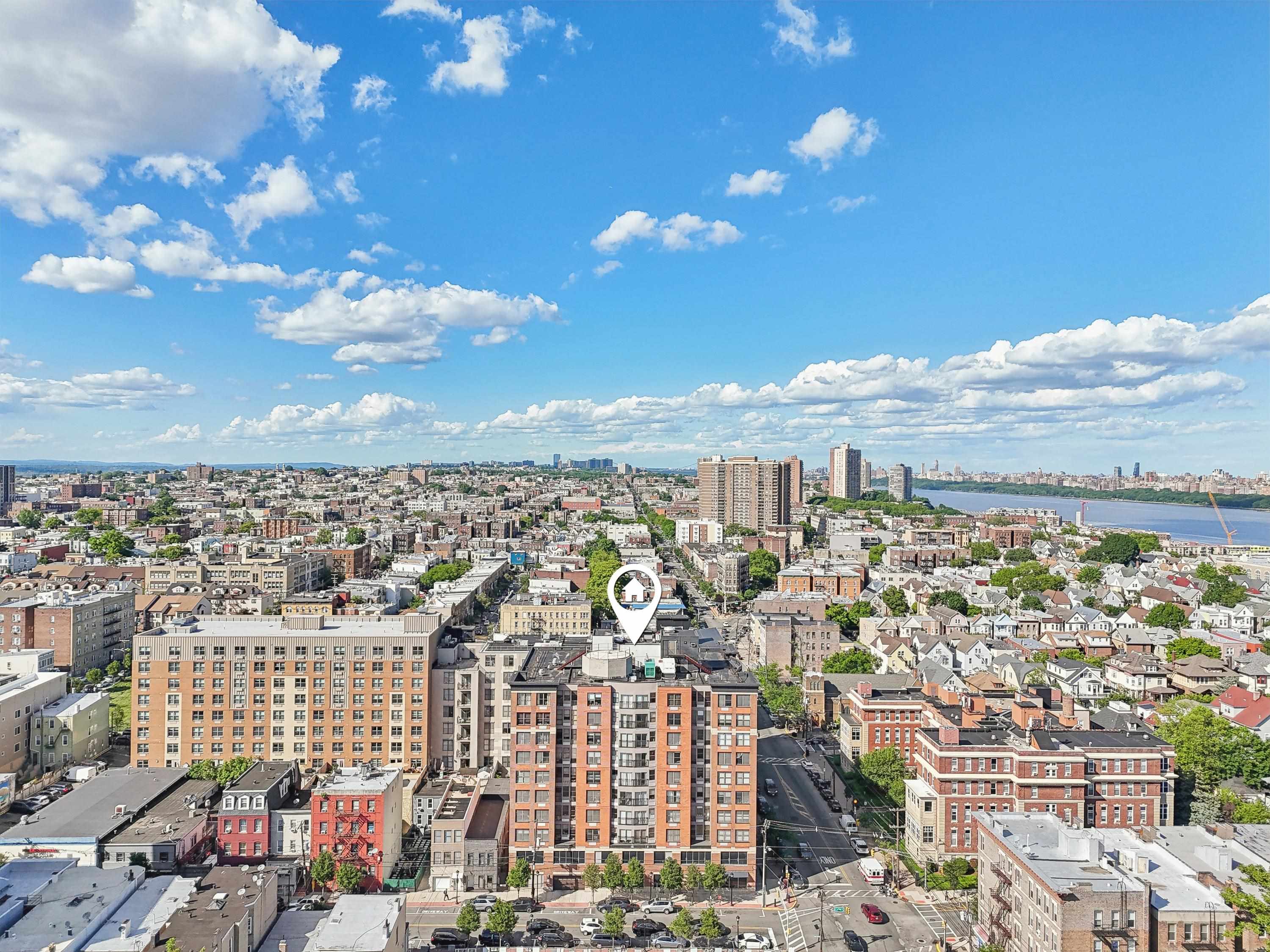 4301 PARK AVE Unit: 8B