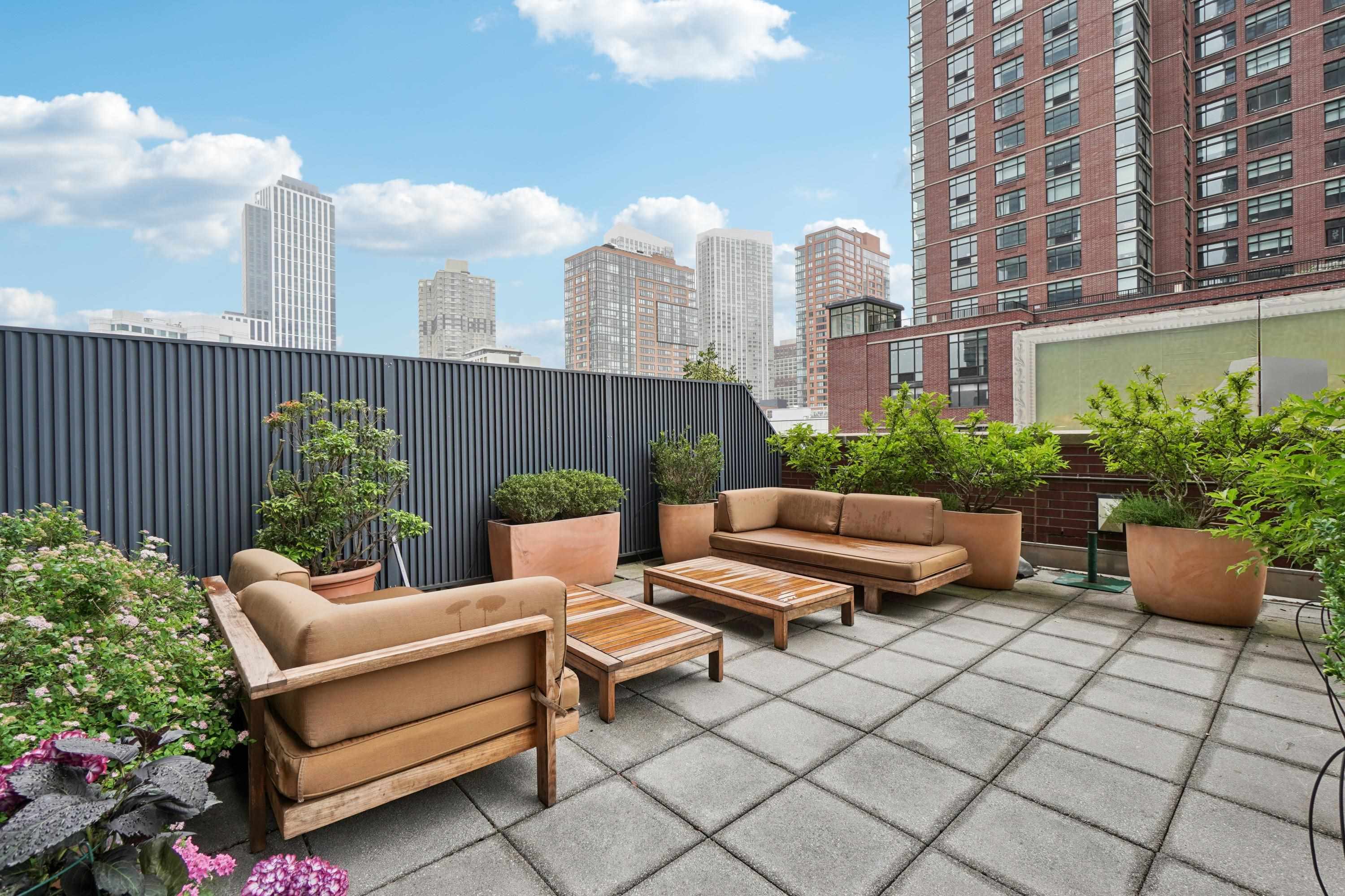 389 WASHINGTON ST Unit: 21a