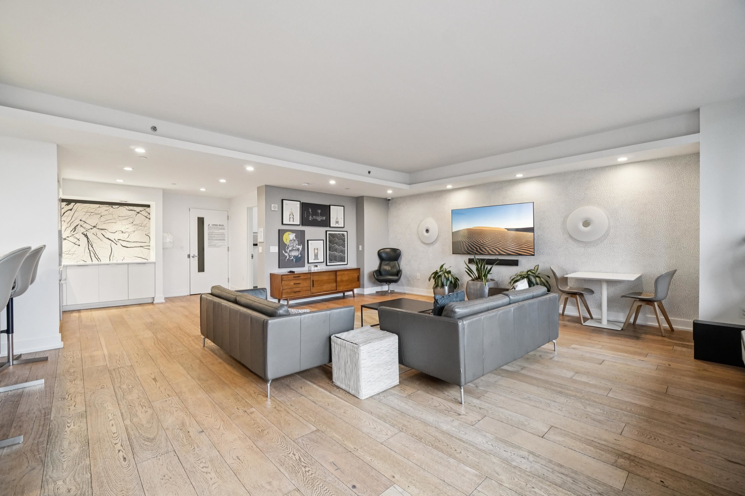 389 WASHINGTON ST Unit: 21a