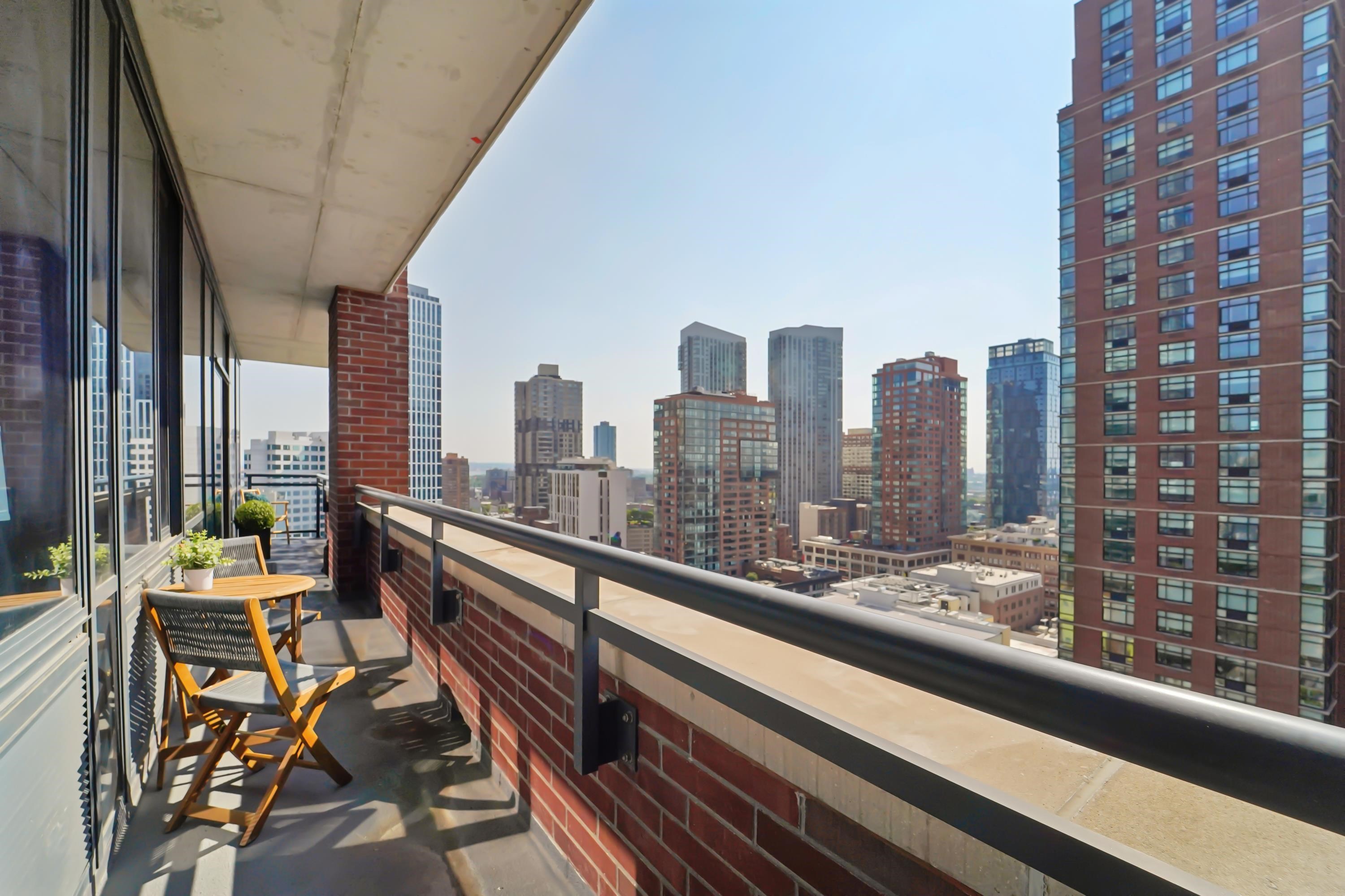 389 WASHINGTON ST Unit: 21a