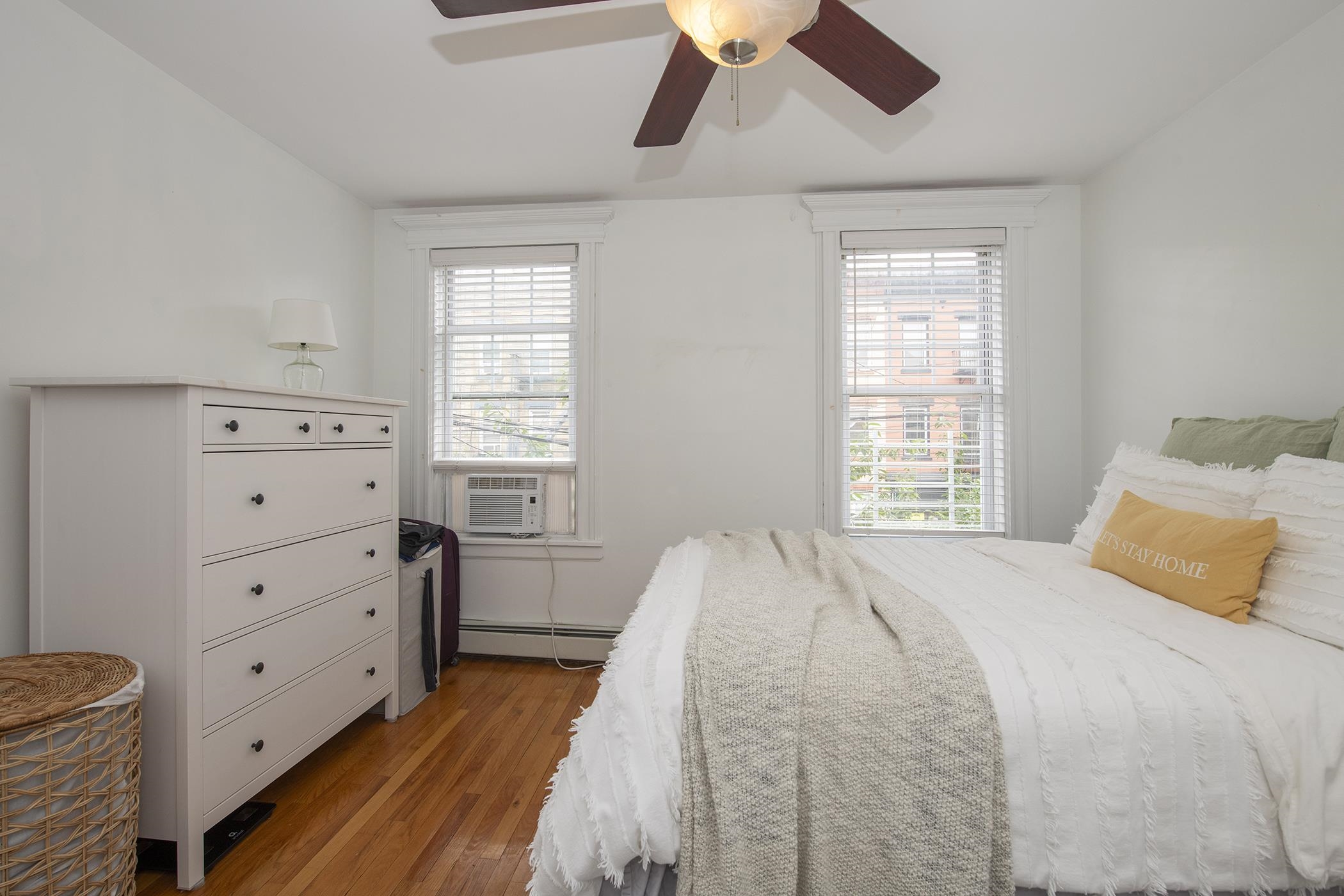 345 7TH ST Unit: 2R