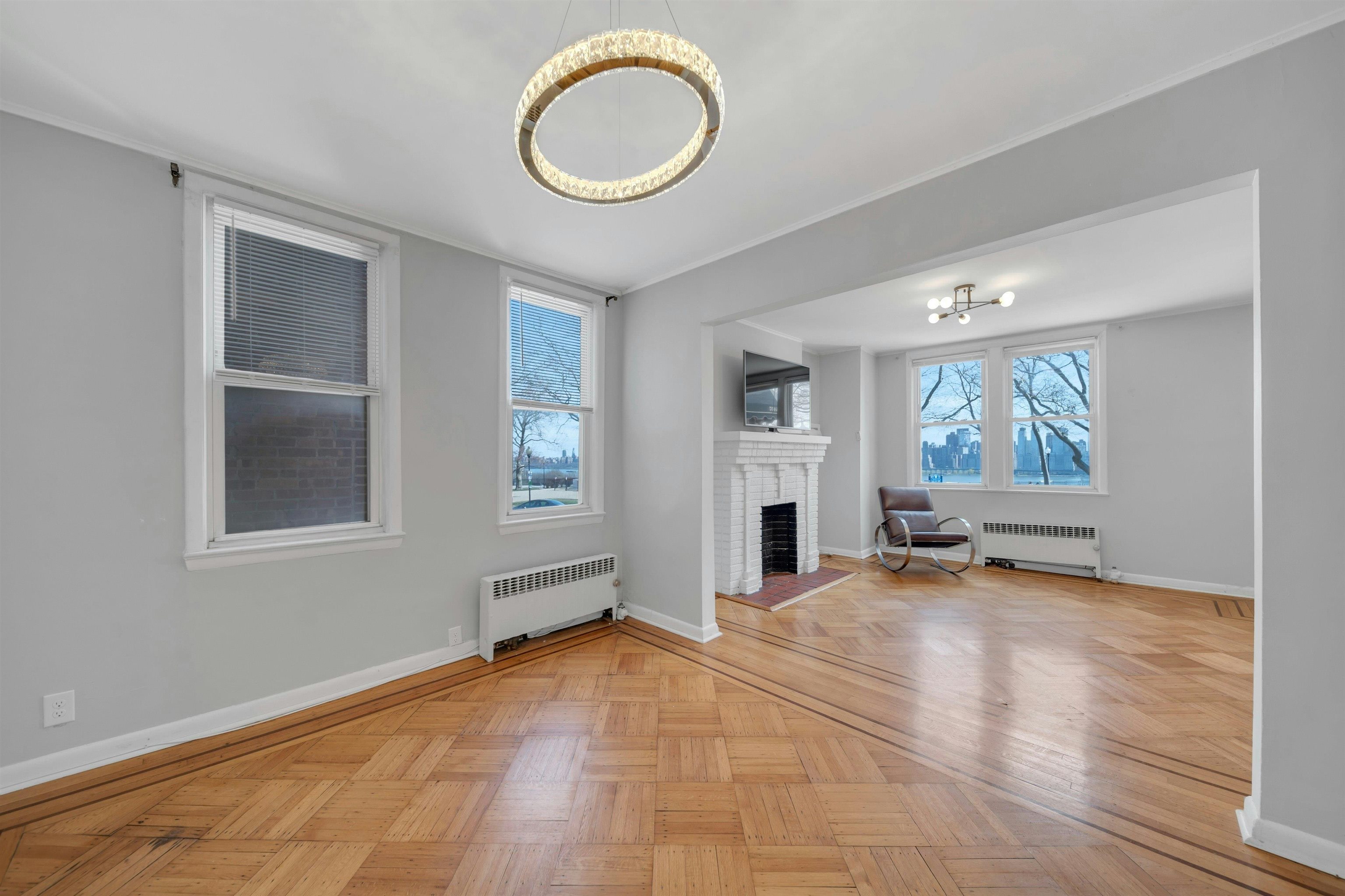 5407 BLVD EAST Unit: 1