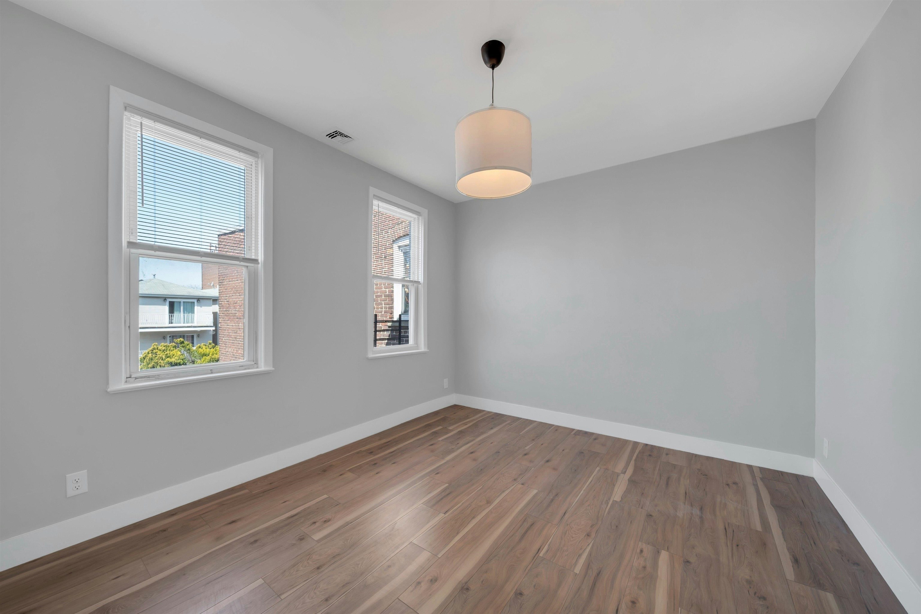 5407 BLVD EAST Unit: 1