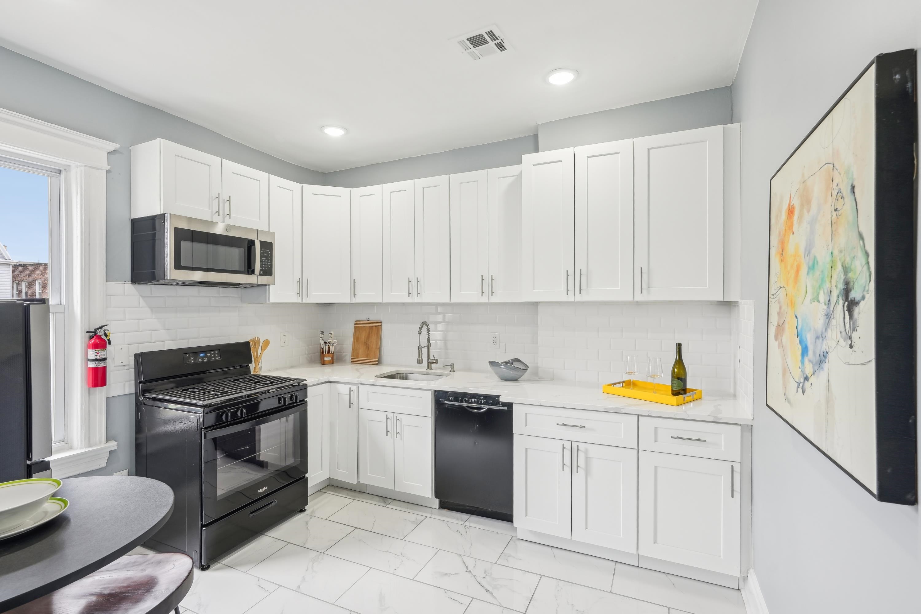 214 WEGMAN PARKWAY Unit: 2