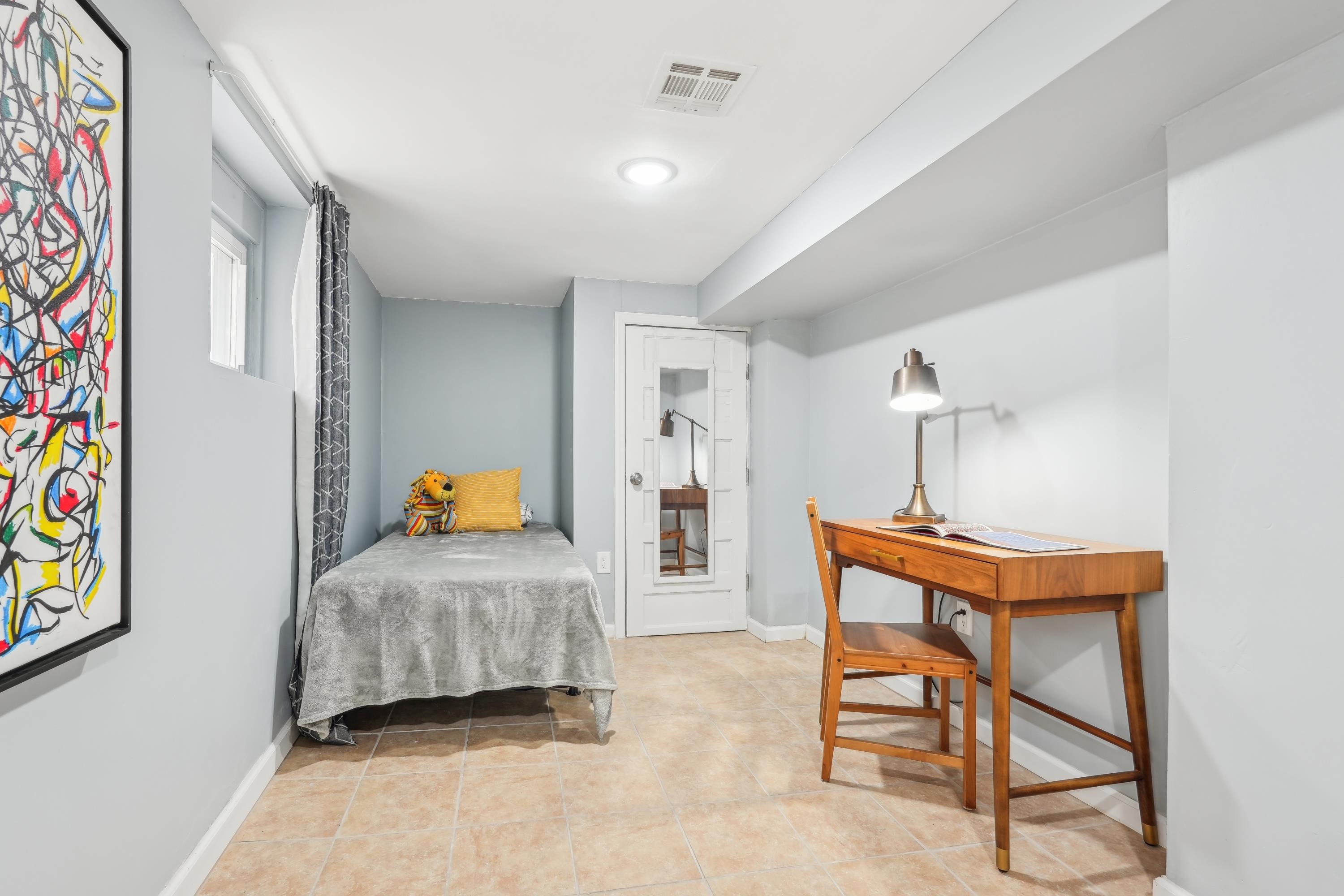 214 WEGMAN PARKWAY Unit: 1