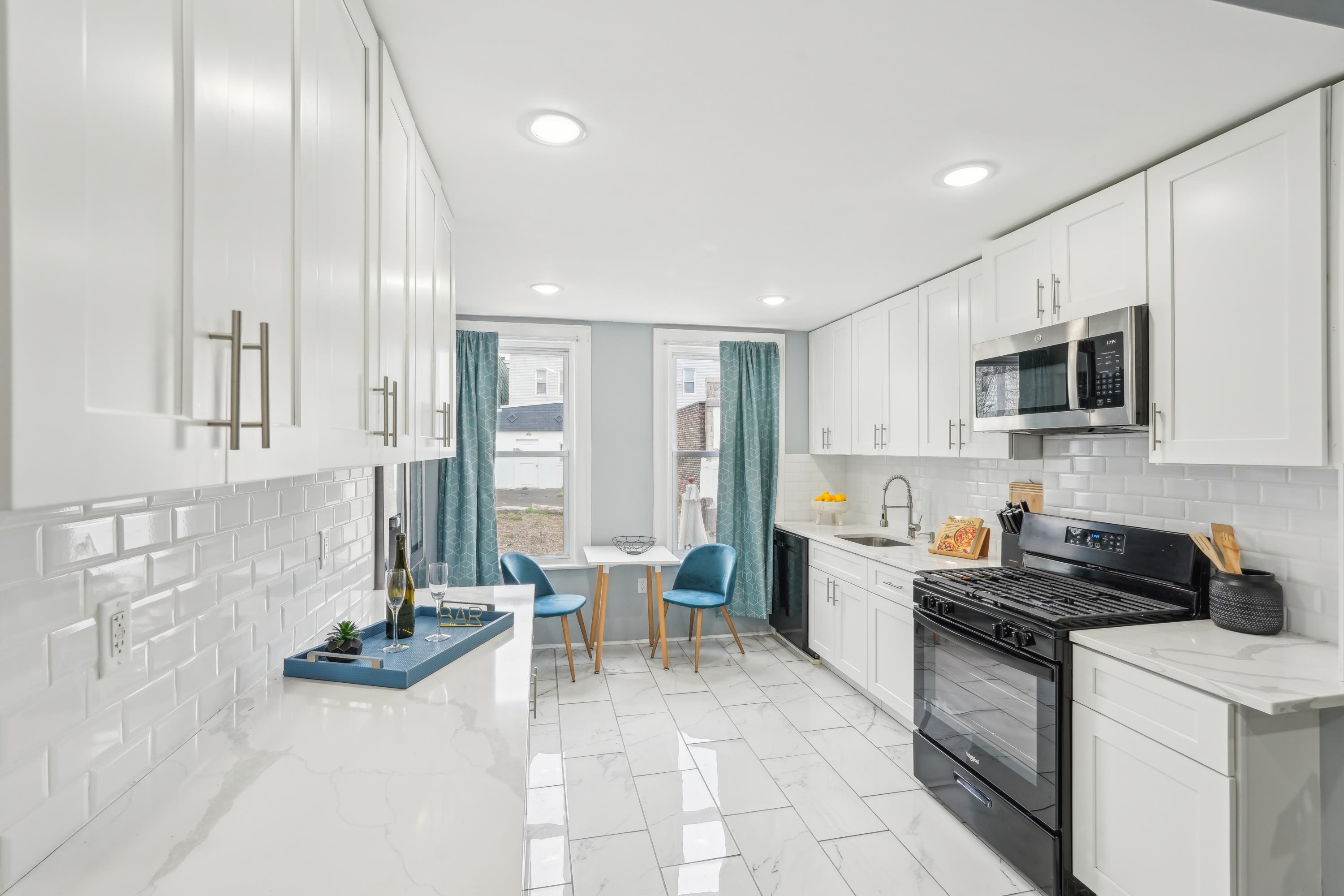 214 WEGMAN PARKWAY Unit: 1