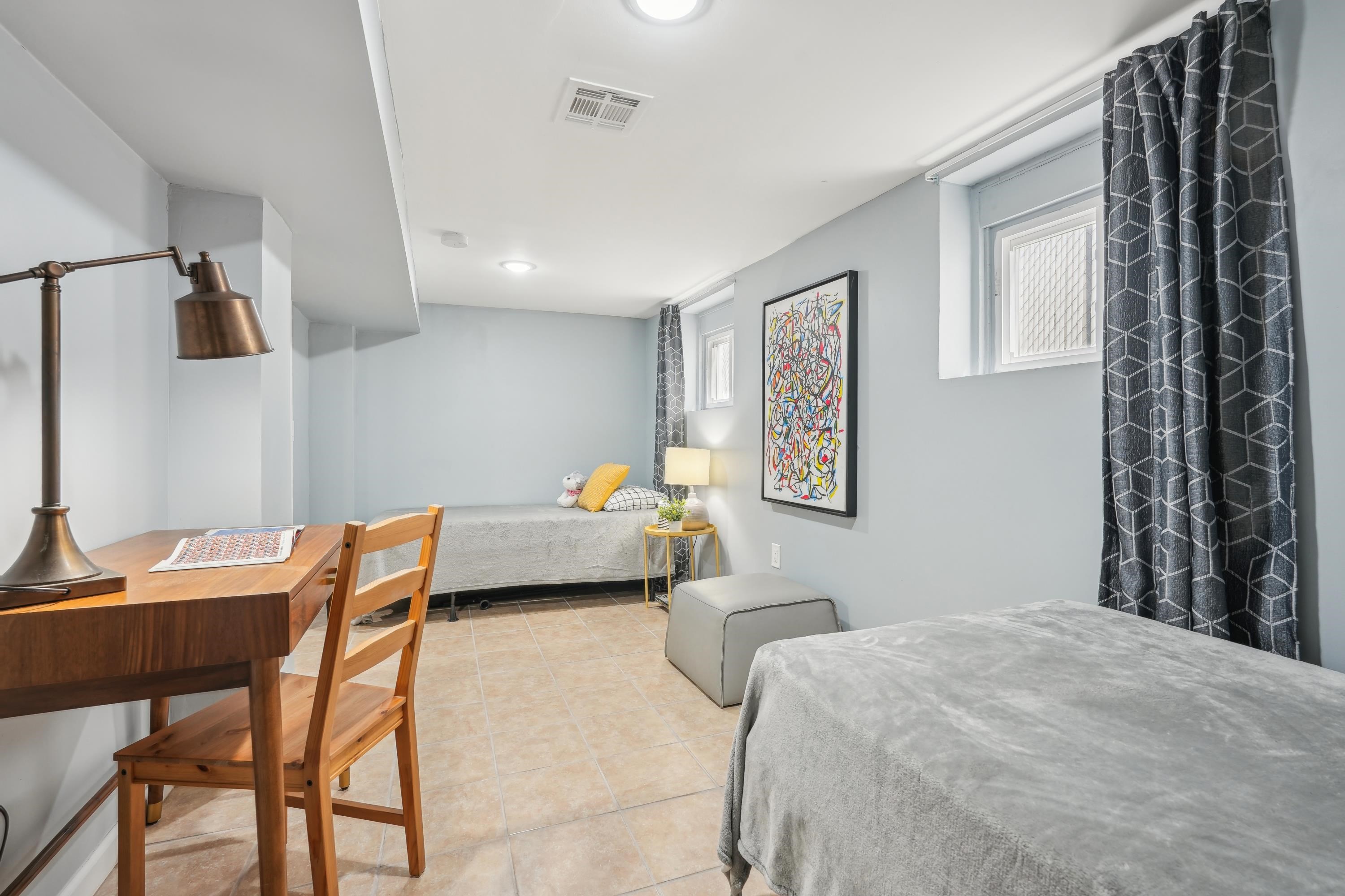 214 WEGMAN PARKWAY Unit: 1