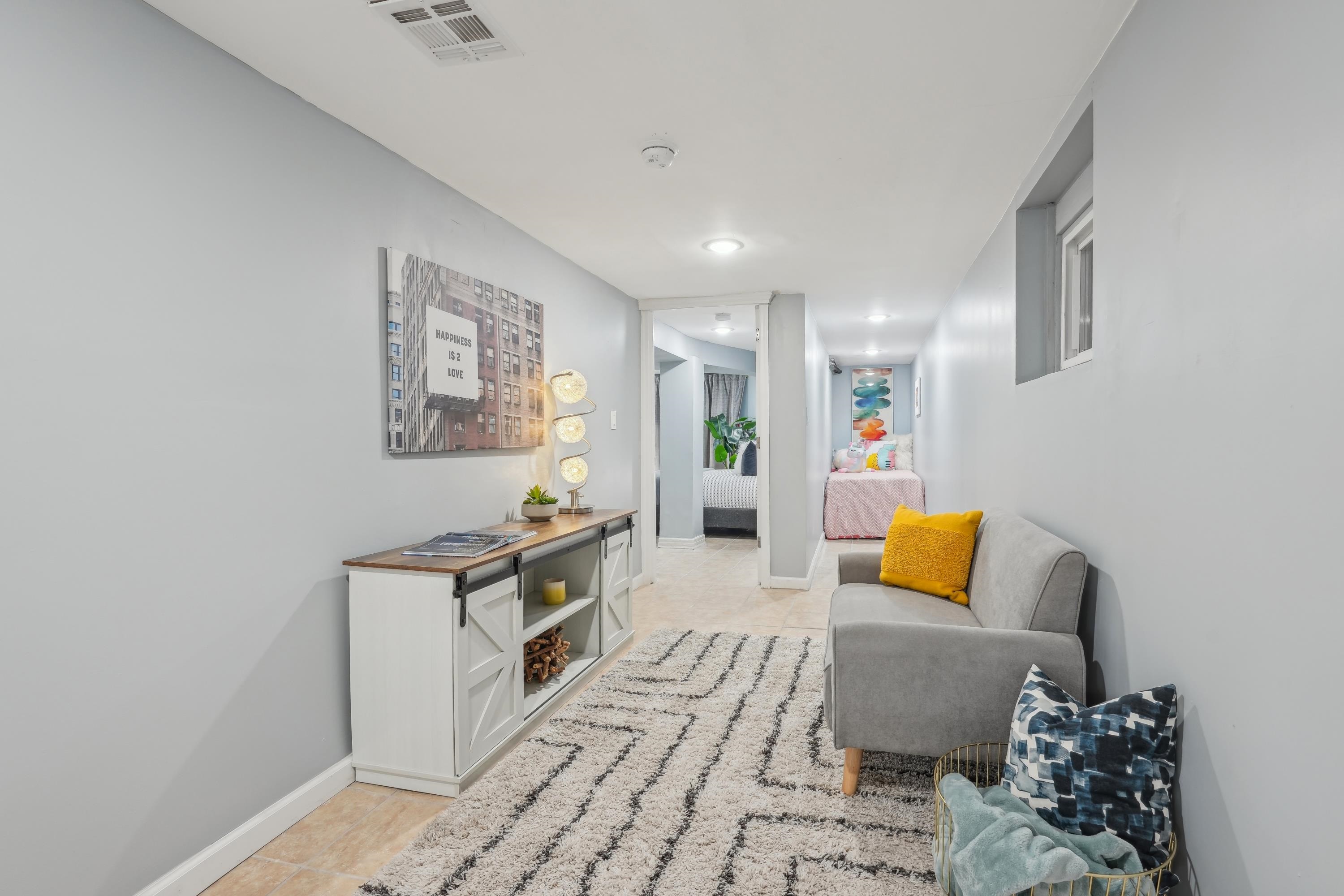 214 WEGMAN PARKWAY Unit: 1