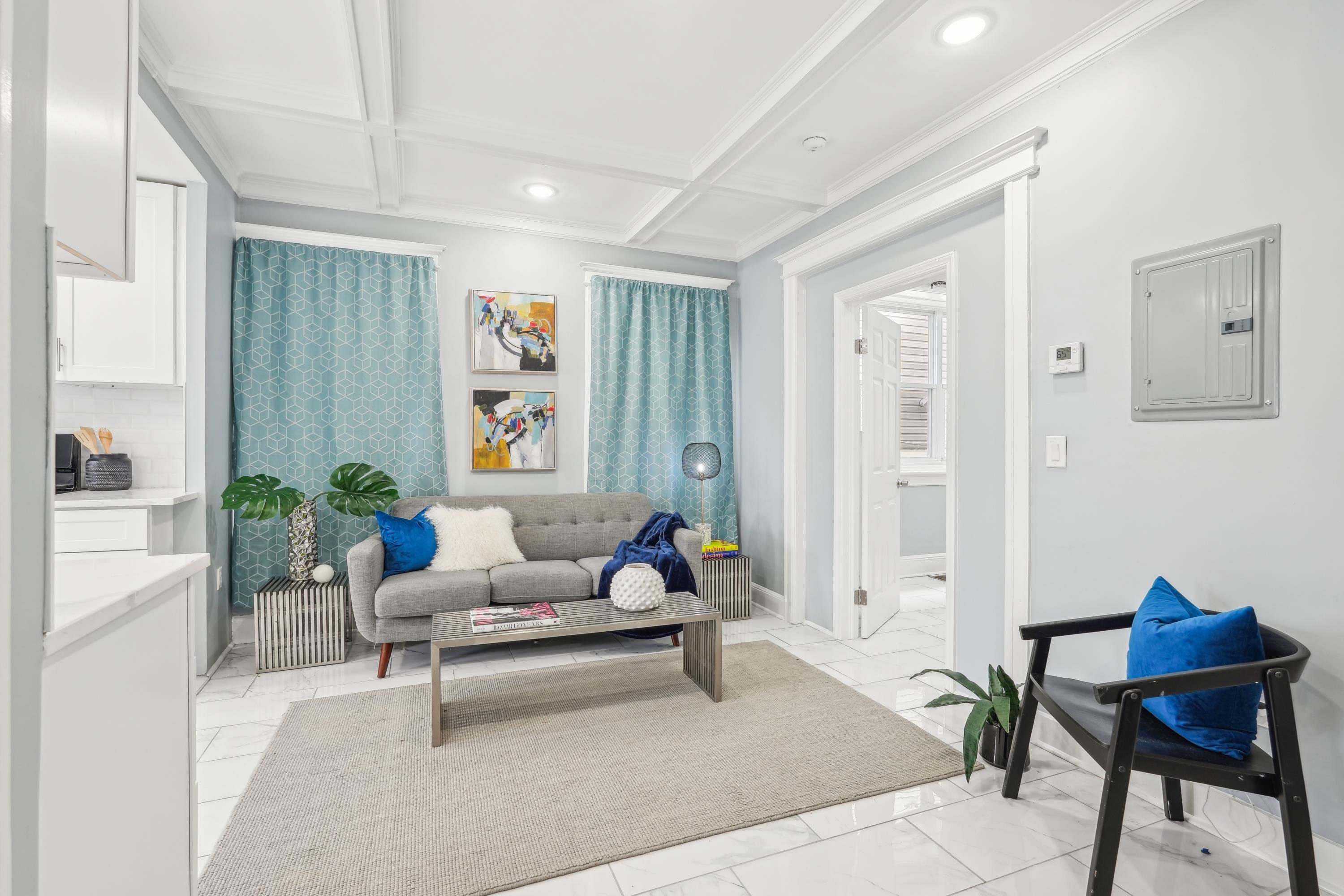 214 WEGMAN PARKWAY Unit: 1