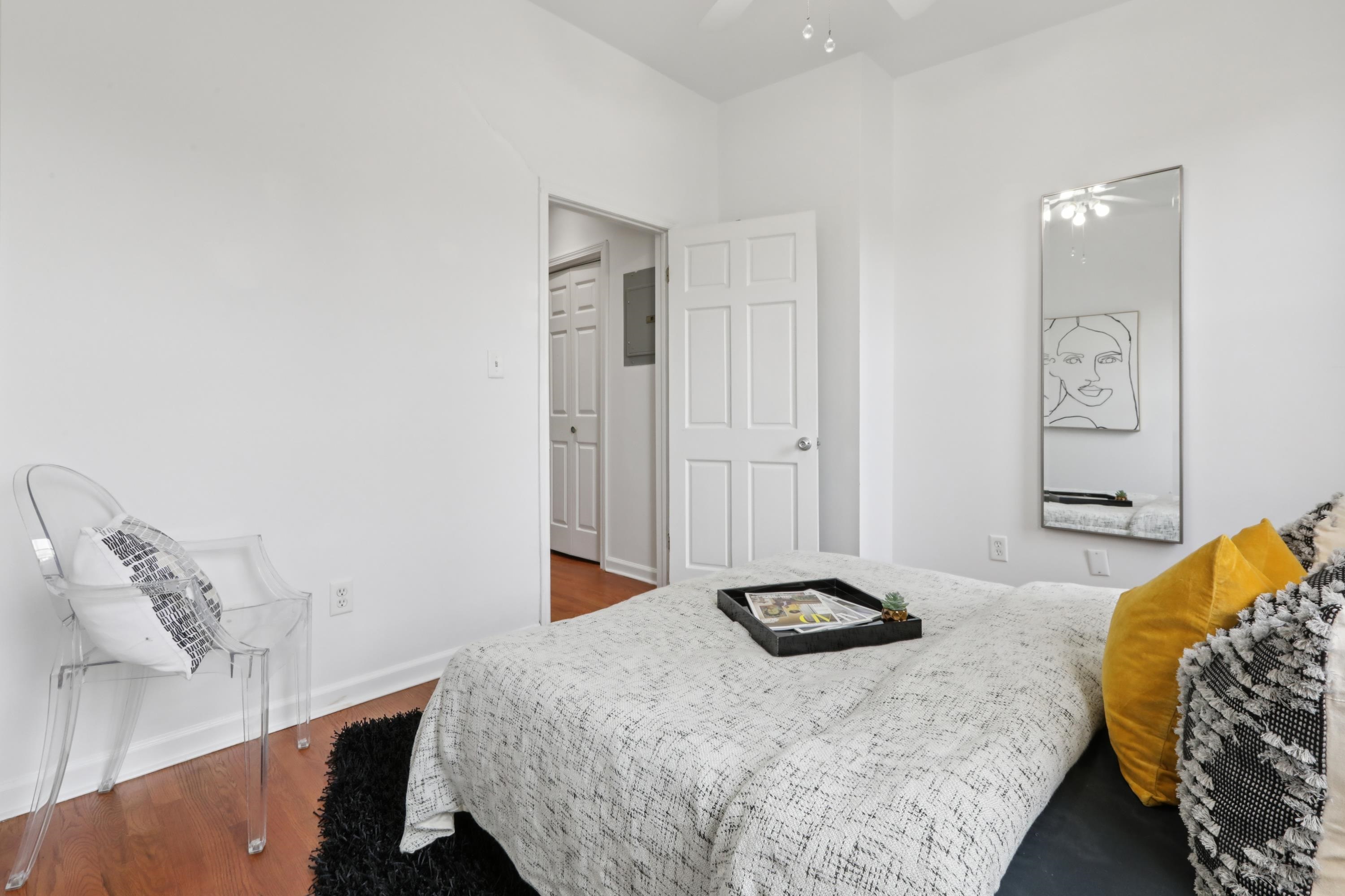 420 MONROE ST Unit: 4L