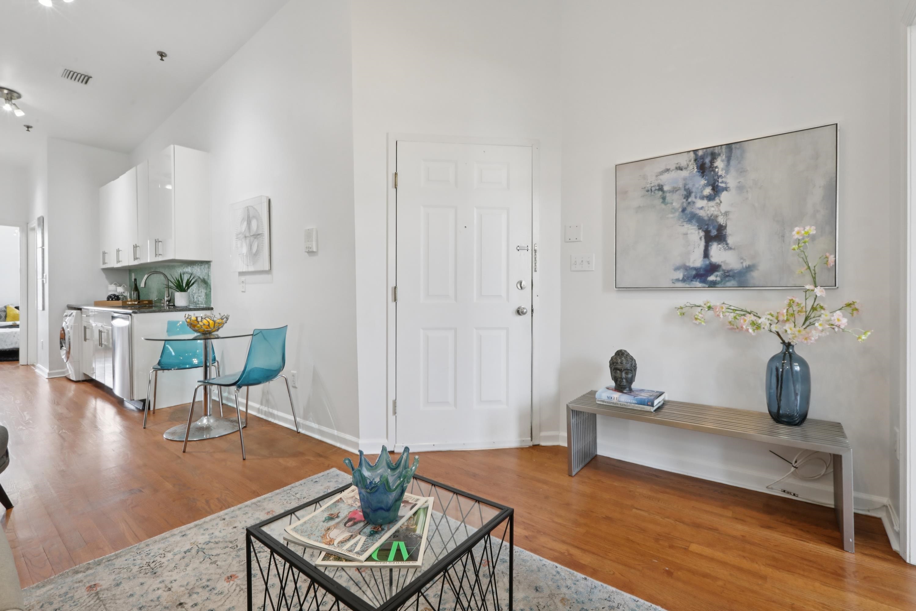 420 MONROE ST Unit: 4L