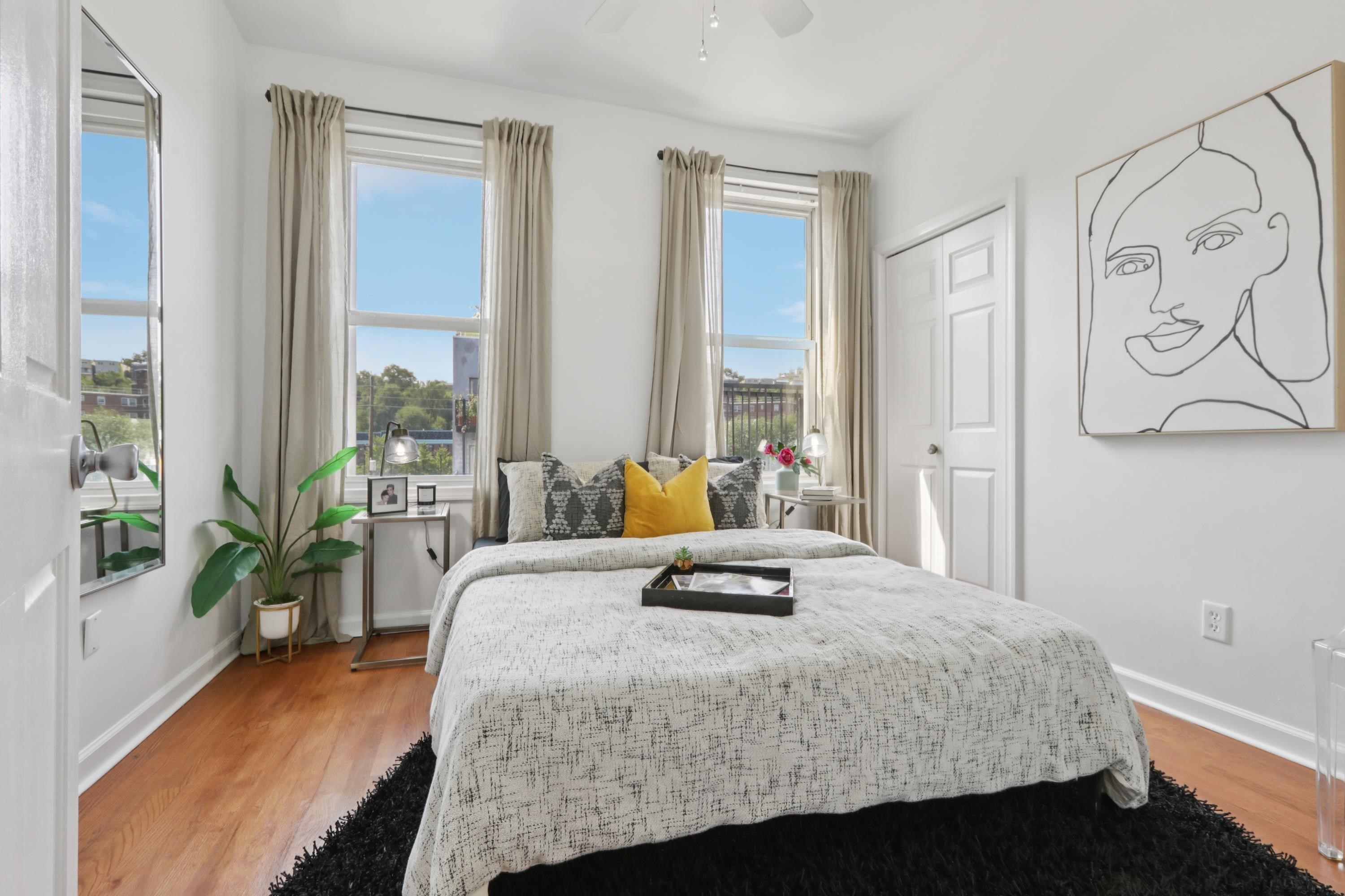 420 MONROE ST Unit: 4L