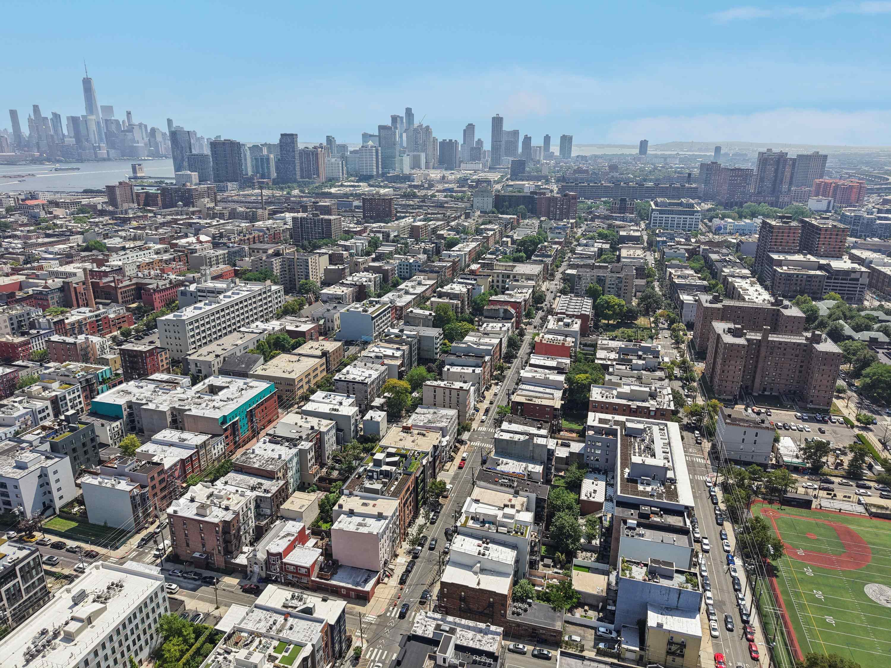 420 MONROE ST Unit: 4L