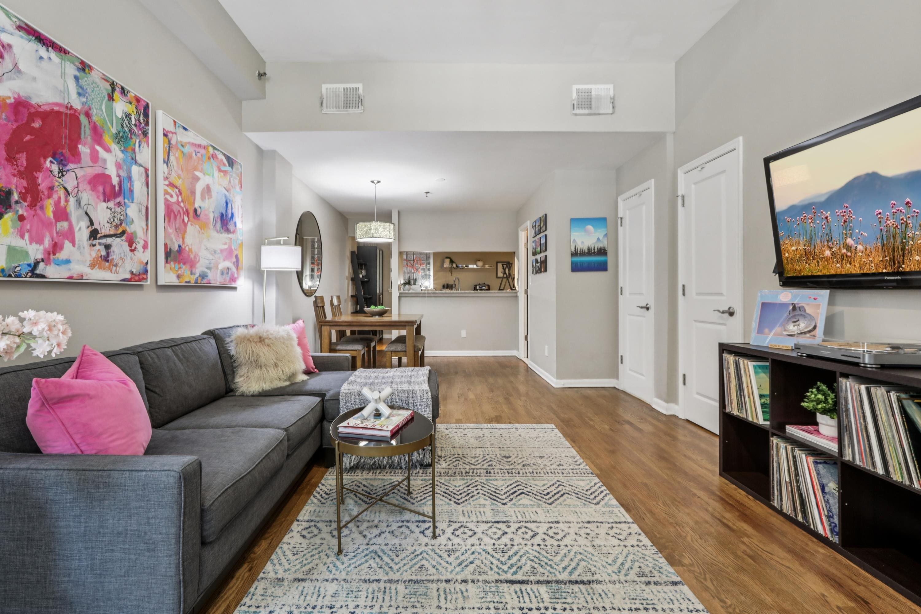 186 WAYNE ST Unit: 106D