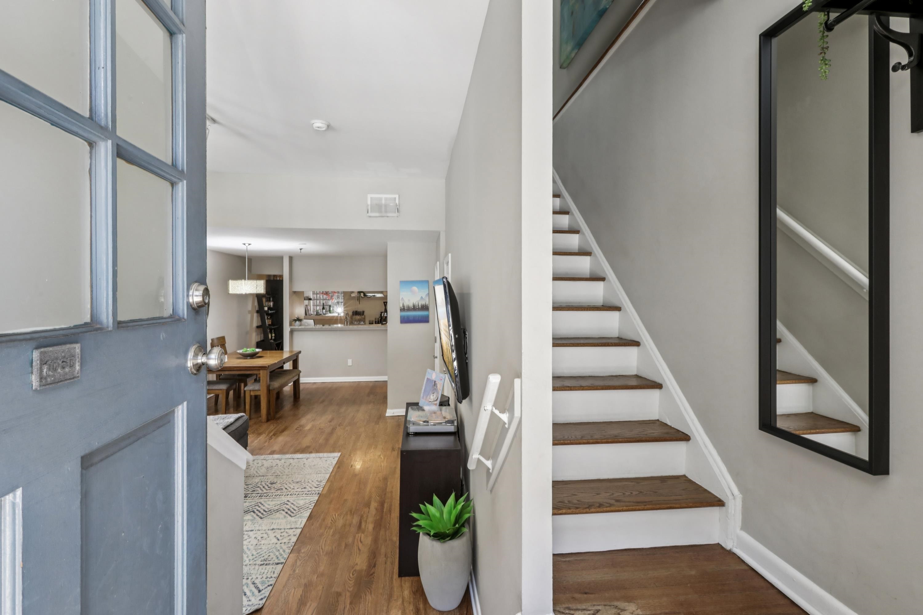 186 WAYNE ST Unit: 106D