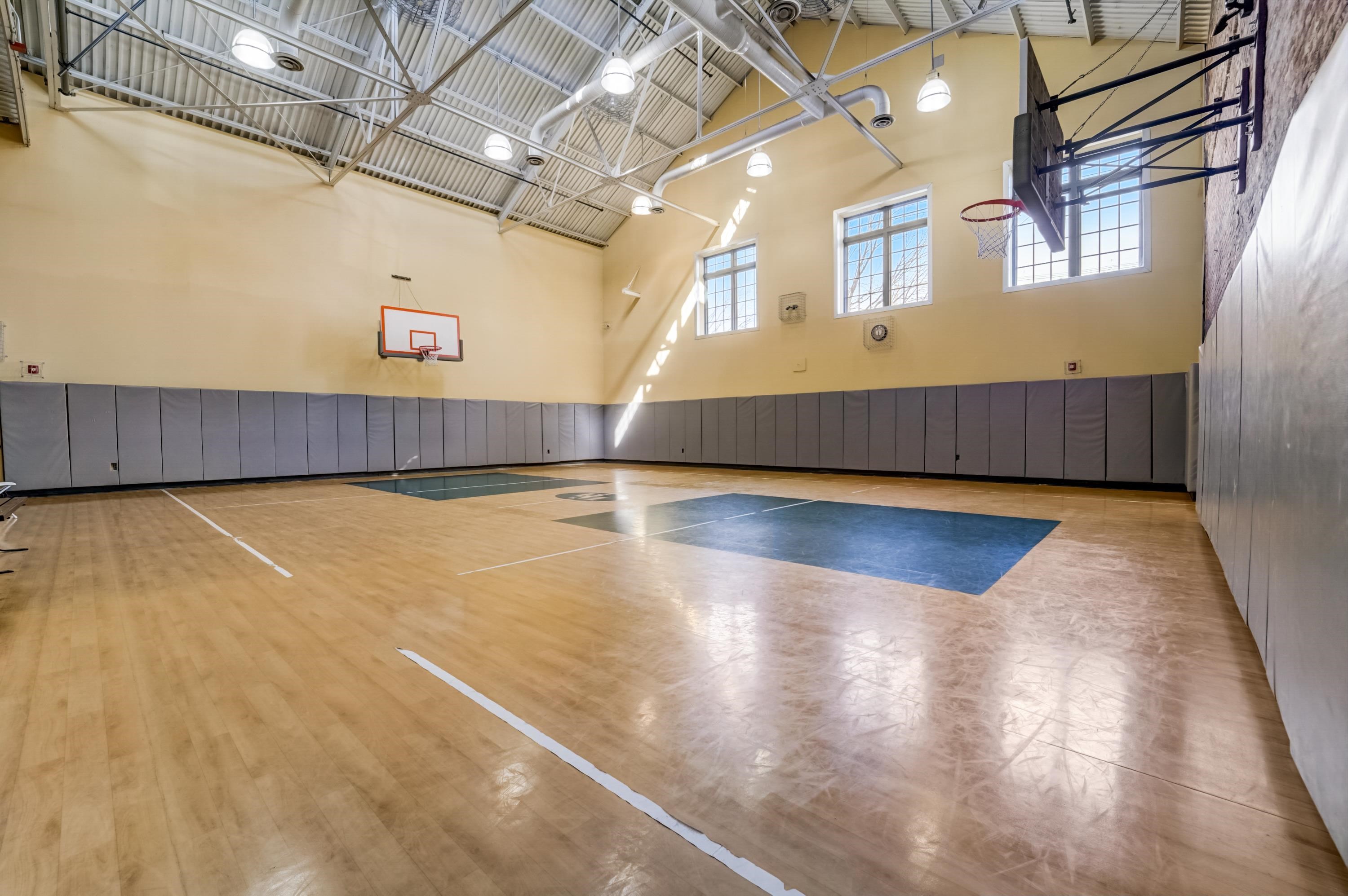 186 WAYNE ST Unit: 106D