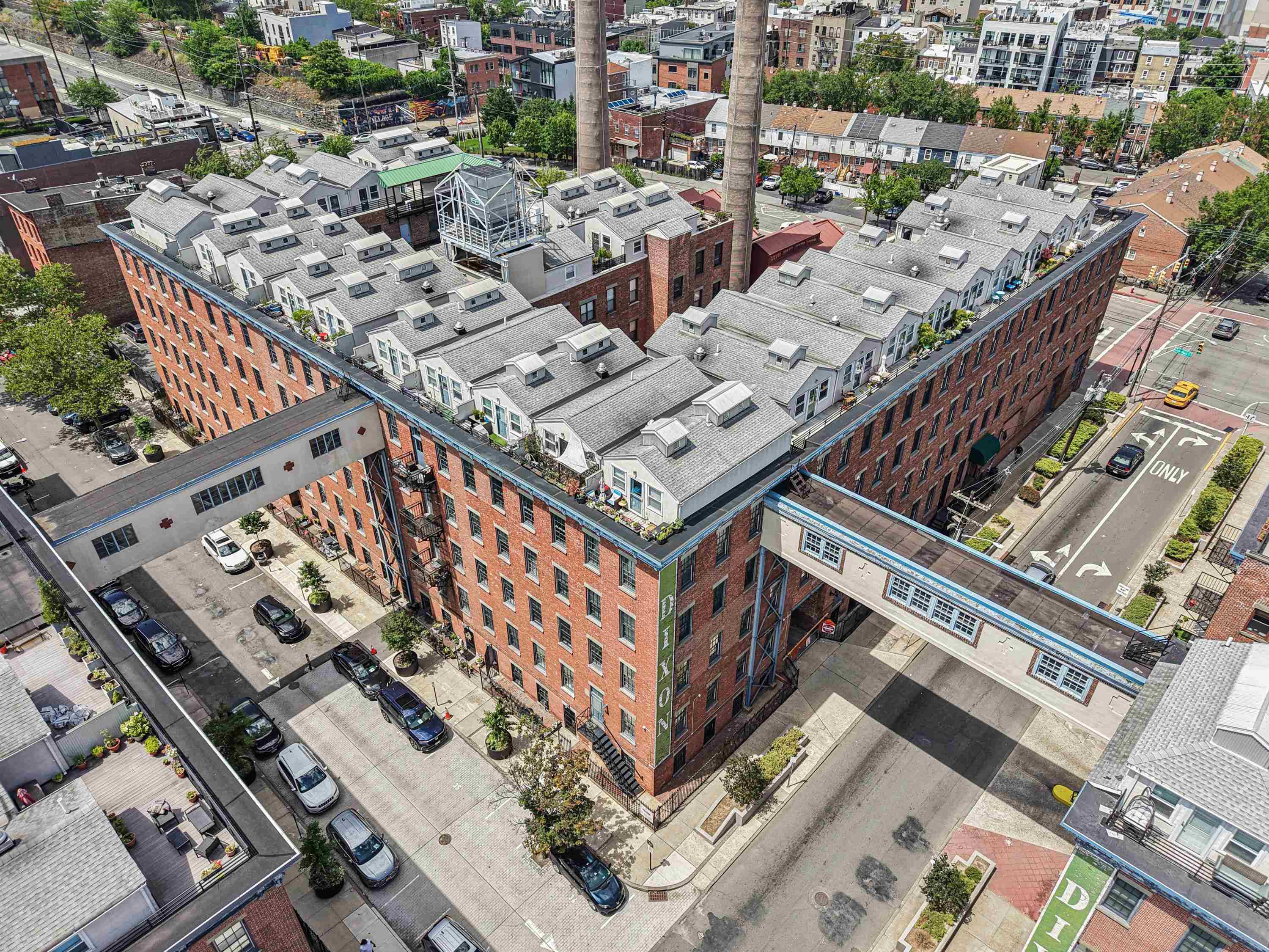 186 WAYNE ST Unit: 106D