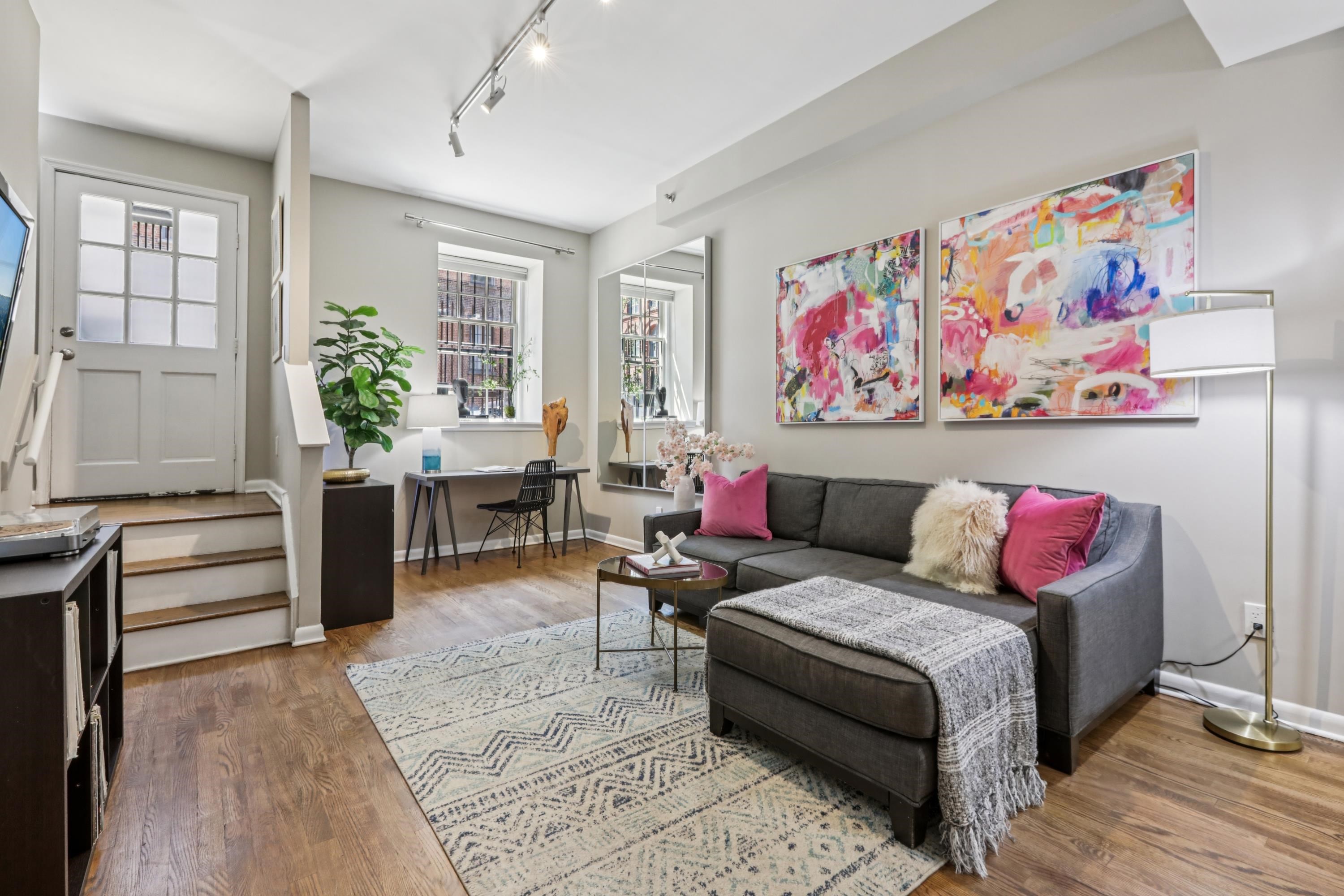 186 WAYNE ST Unit: 106D