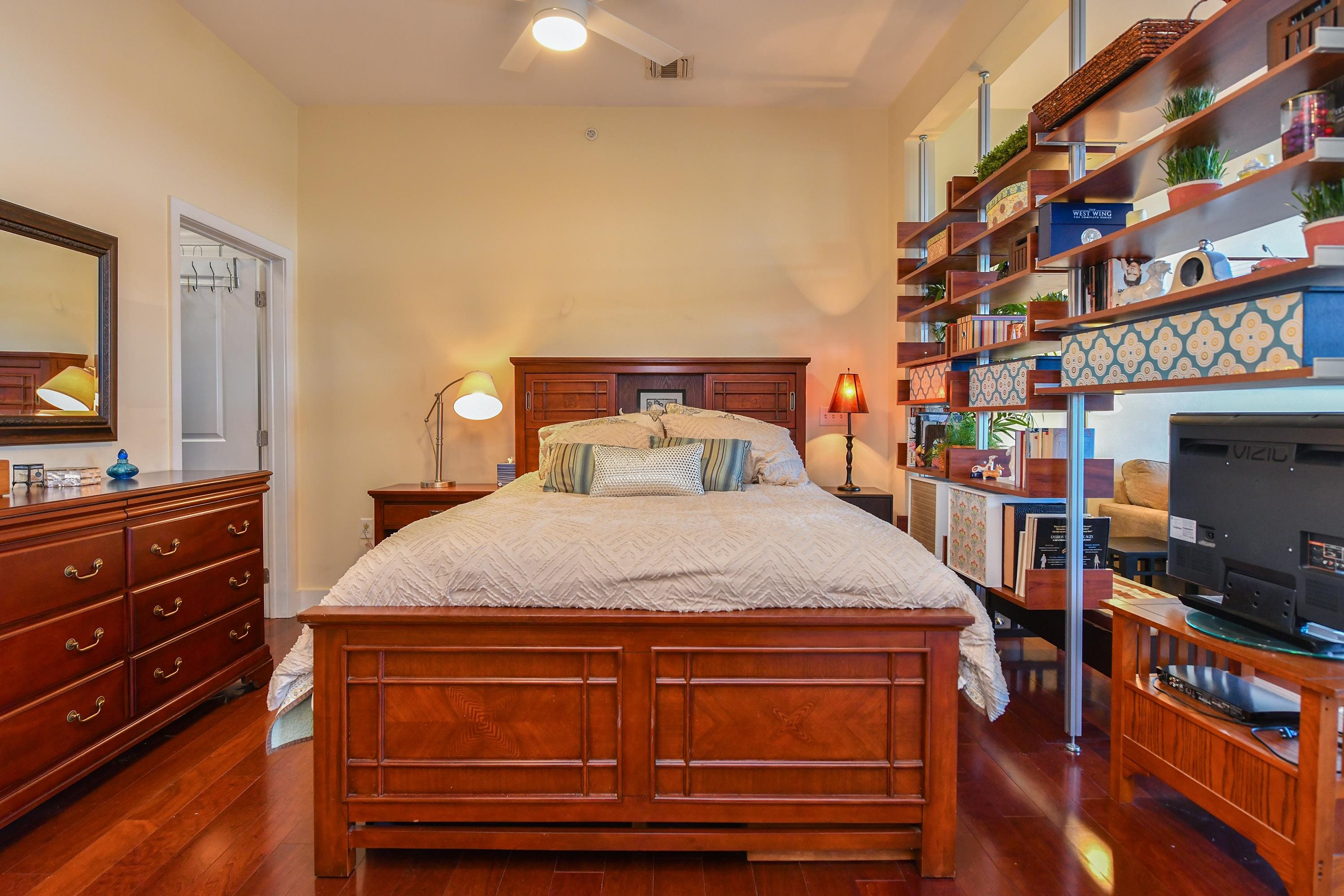 55 MALLORY AVE Unit: 70