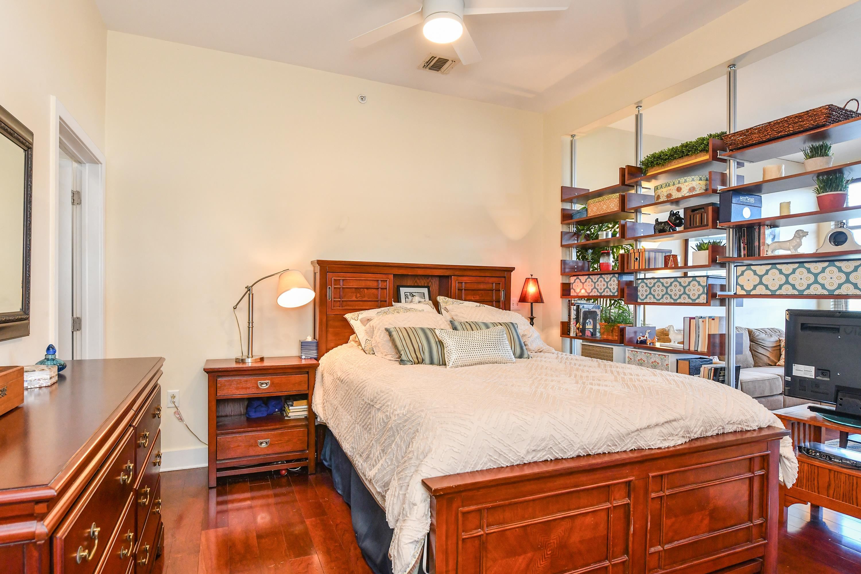 55 MALLORY AVE Unit: 70