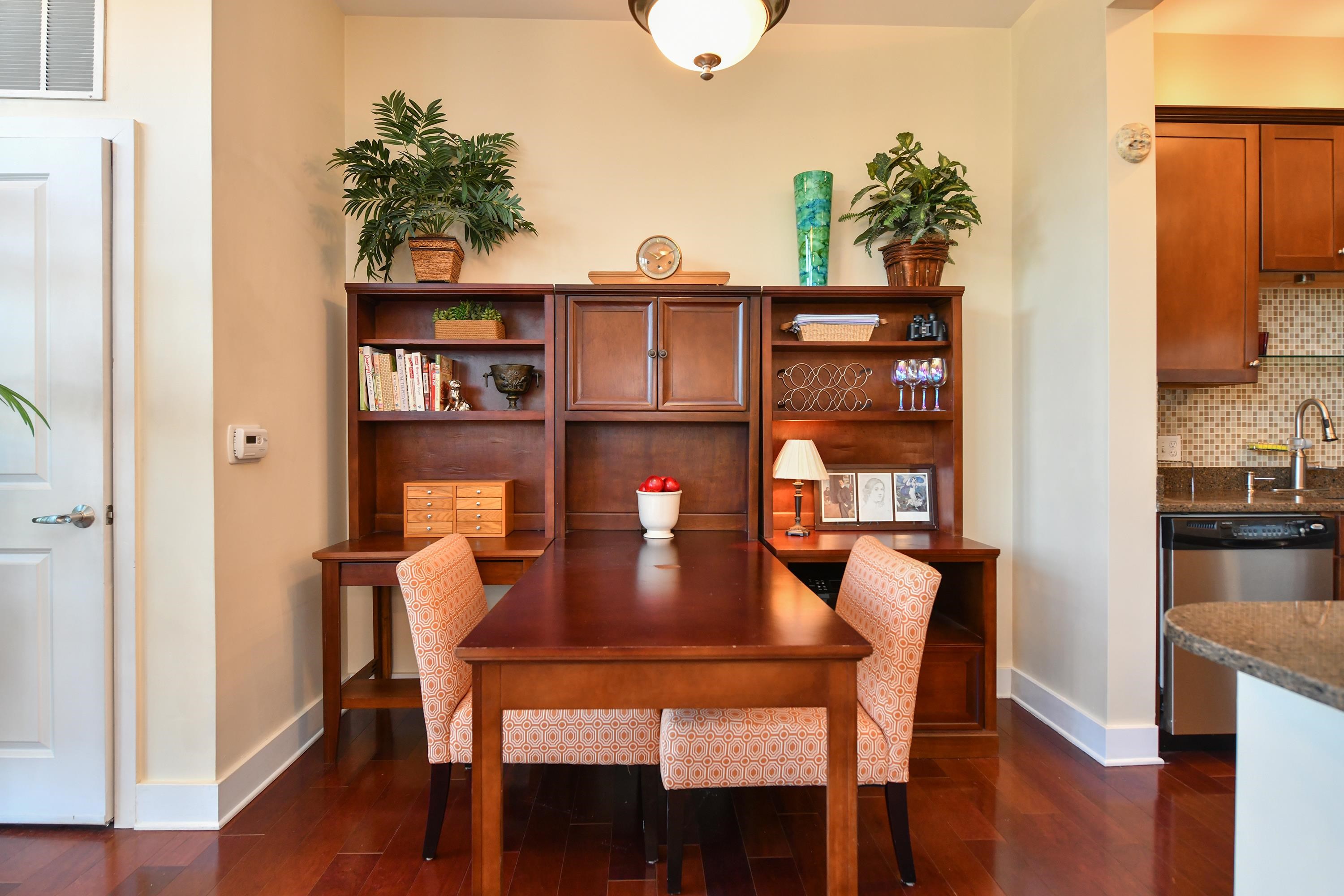 55 MALLORY AVE Unit: 70