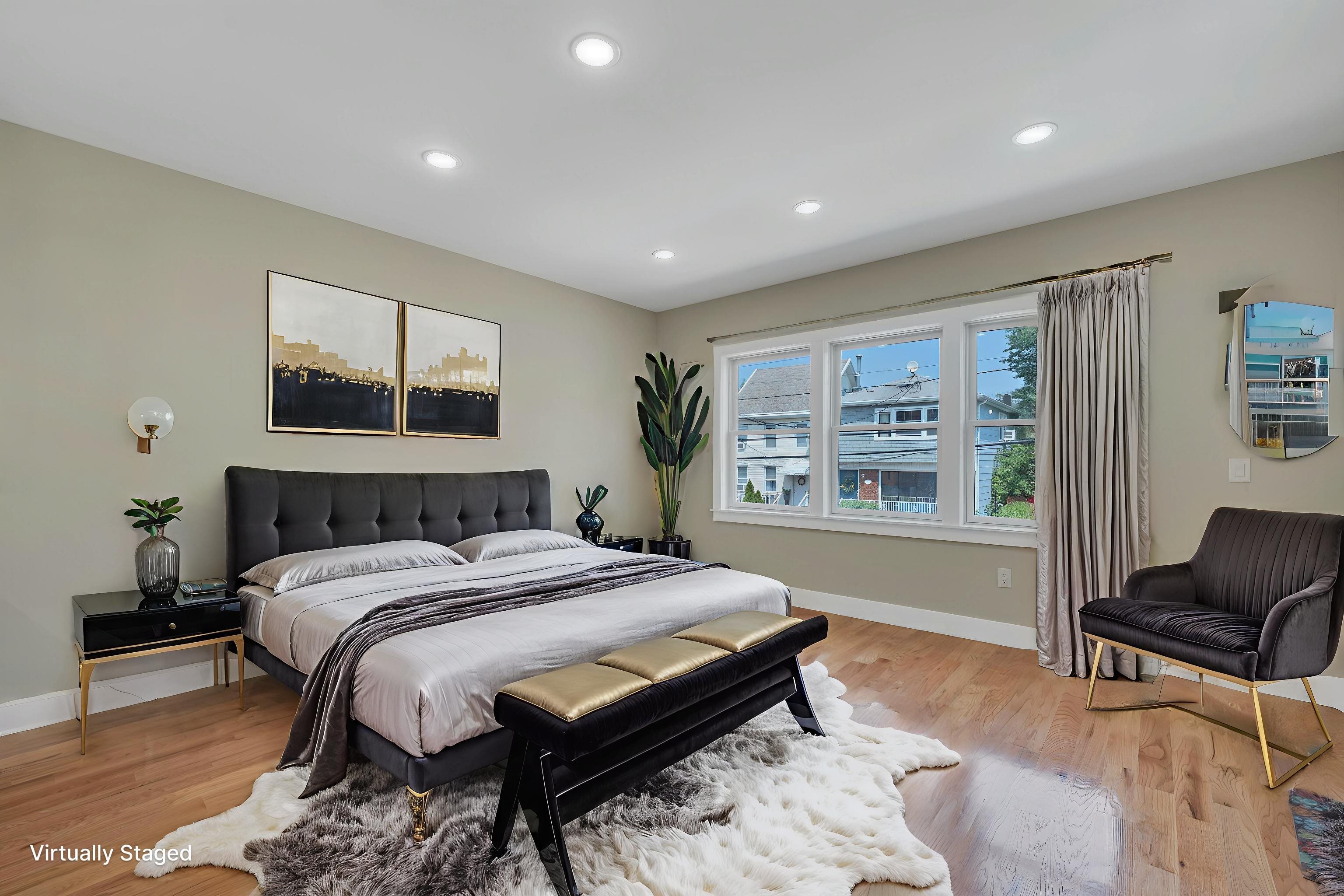 275 PEARSALL AVE Unit: 1