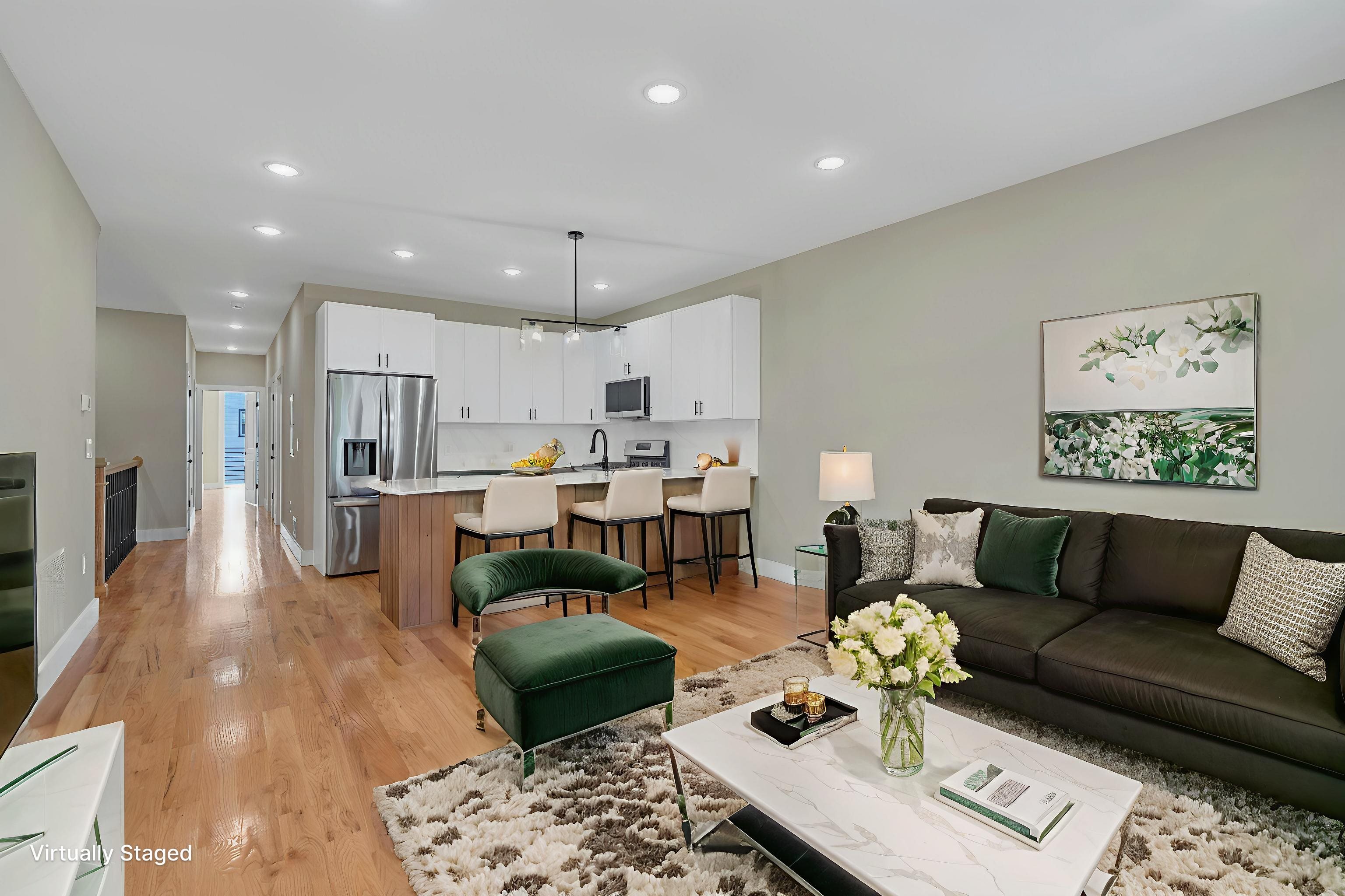 275 PEARSALL AVE Unit: 1