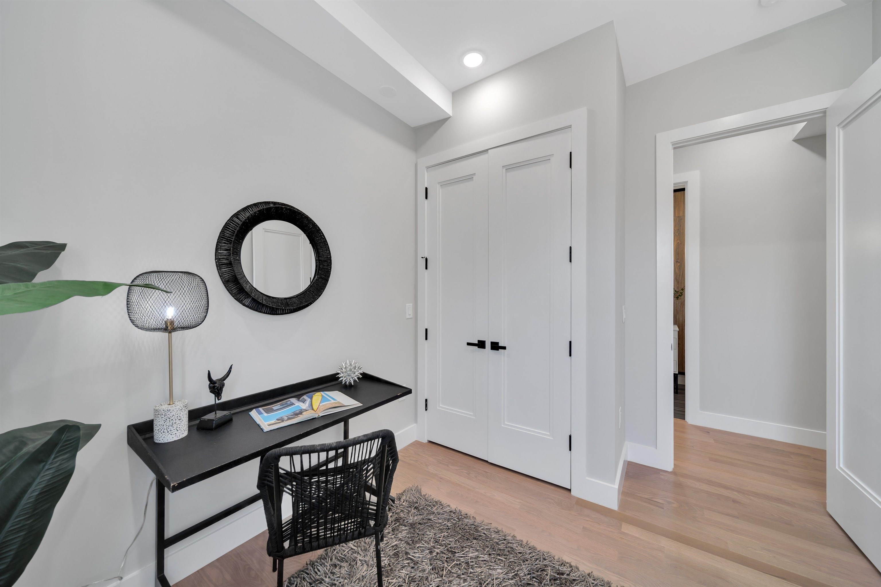 134 MANHATTAN AVE Unit: 2