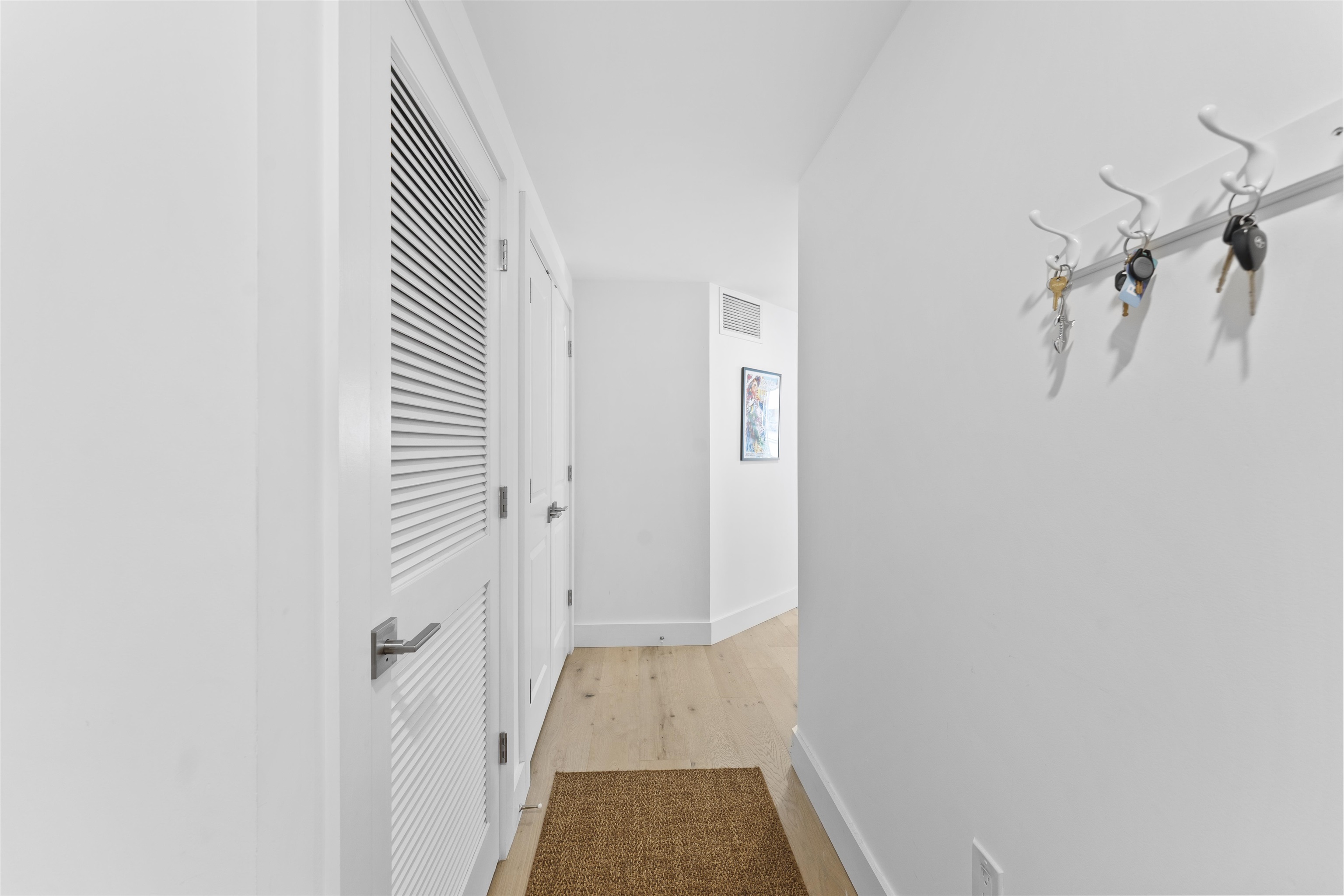 348 BALDWIN AVE Unit: 402