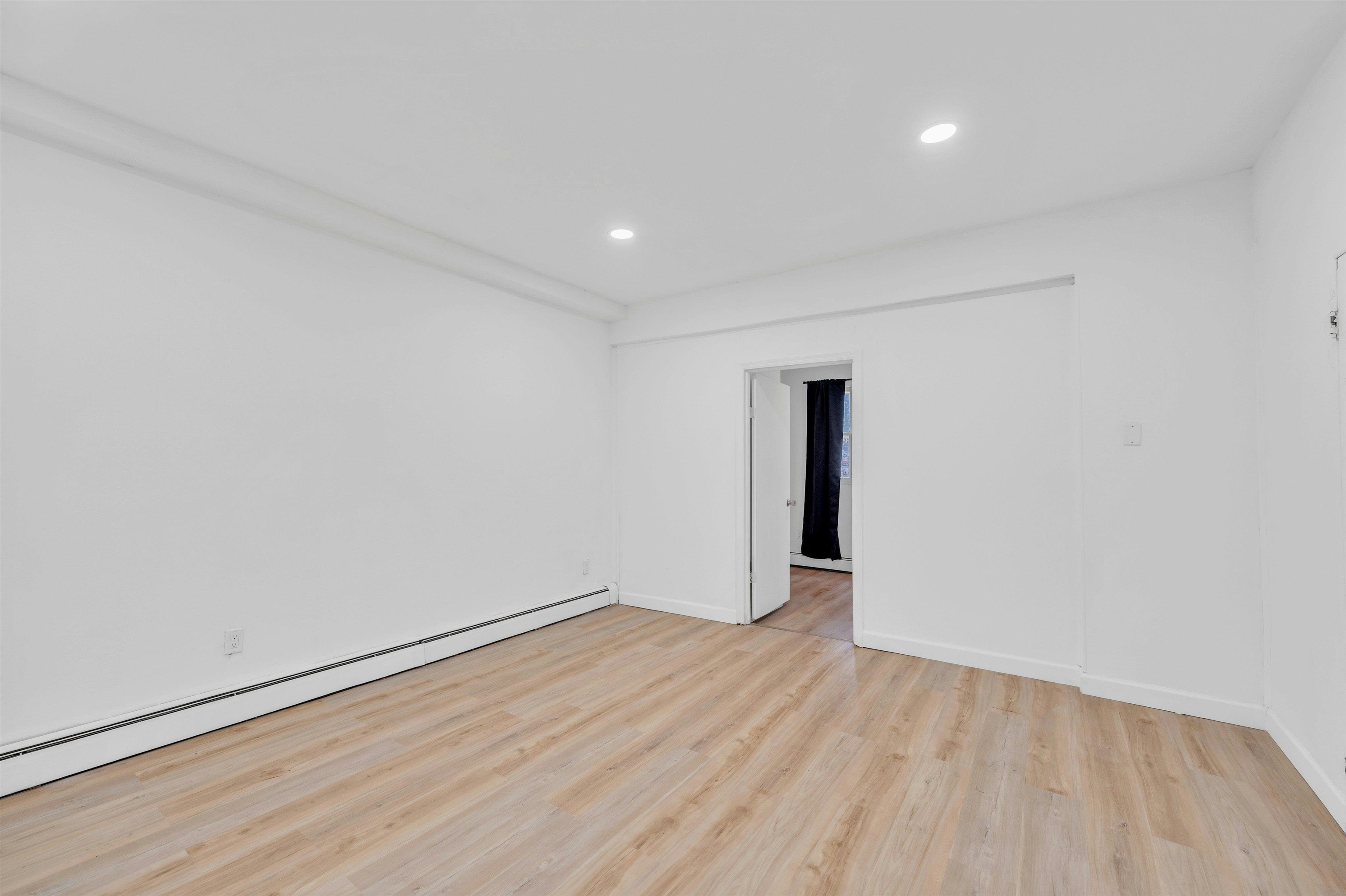 110 34TH ST Unit: #1