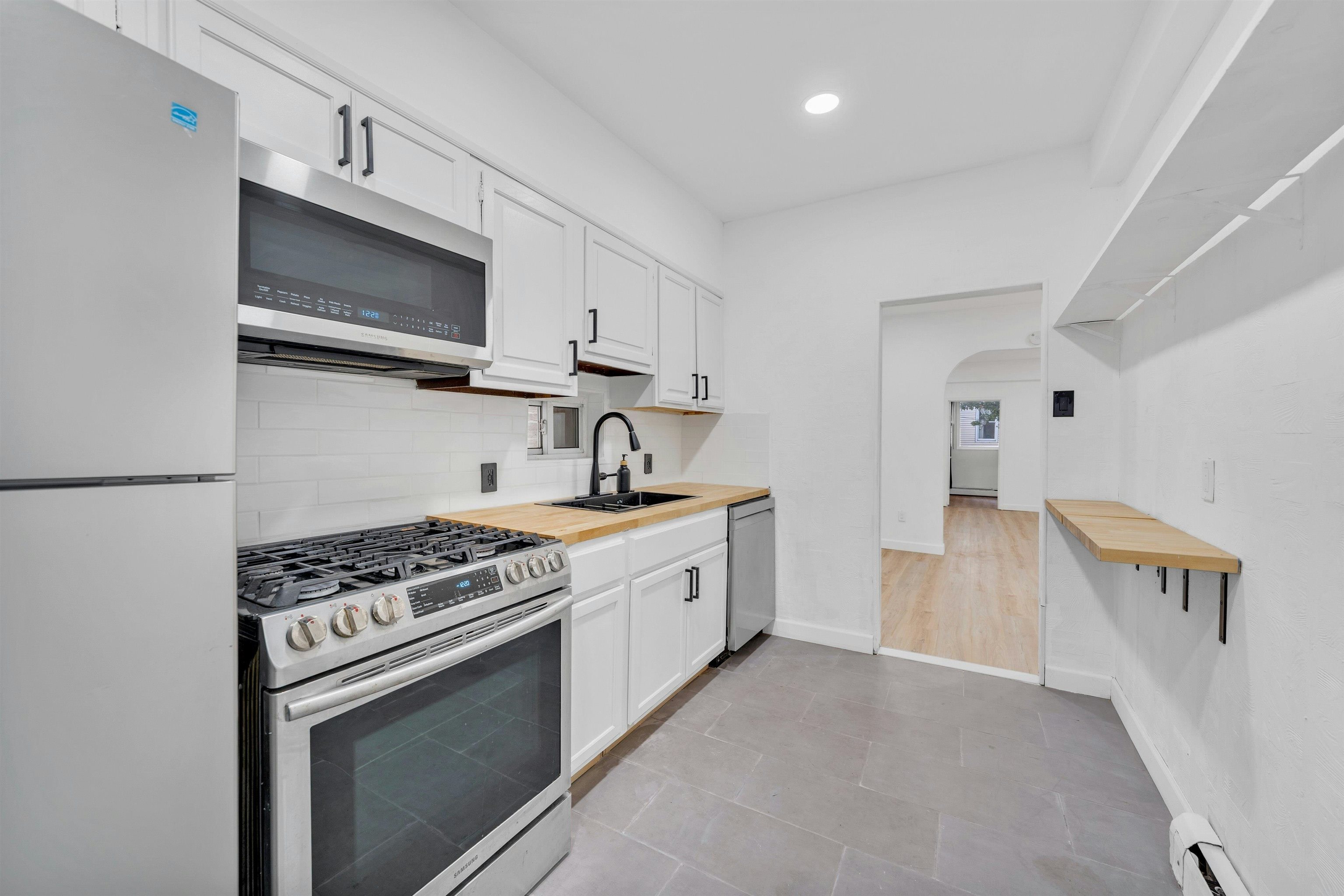 110 34TH ST Unit: #1