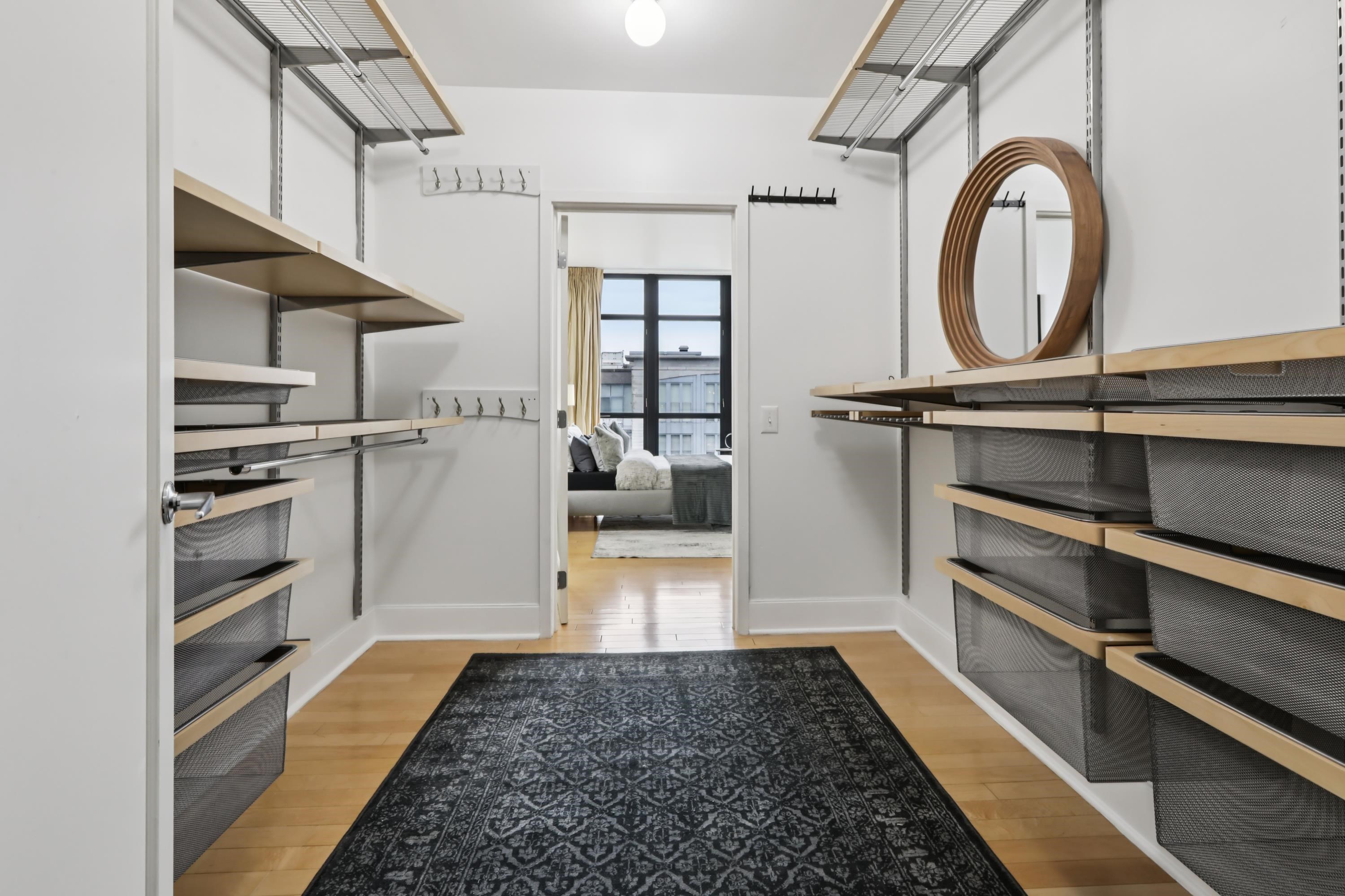 1025 MAXWELL LANE Unit: 1201