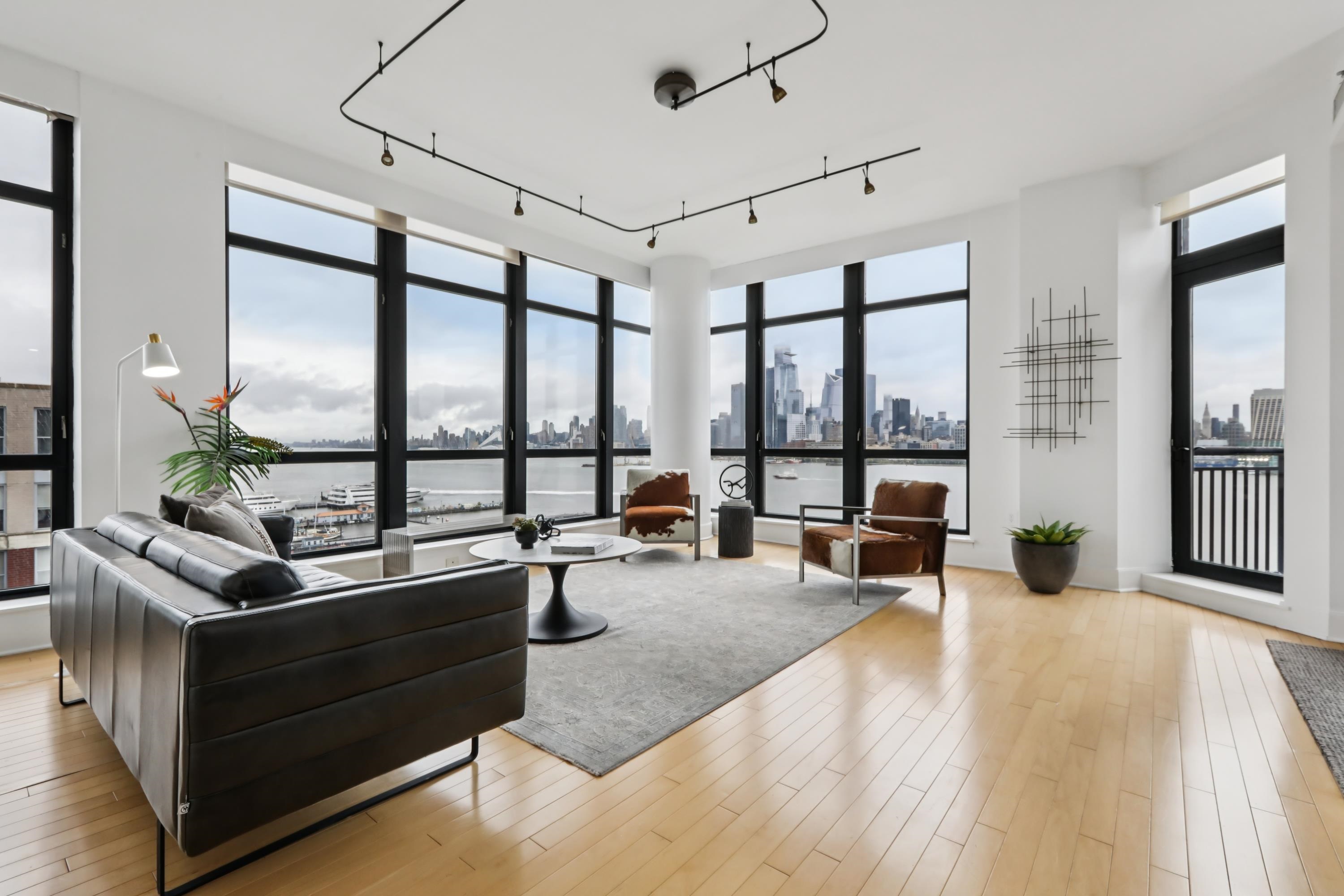 1025 MAXWELL LANE Unit: 1201