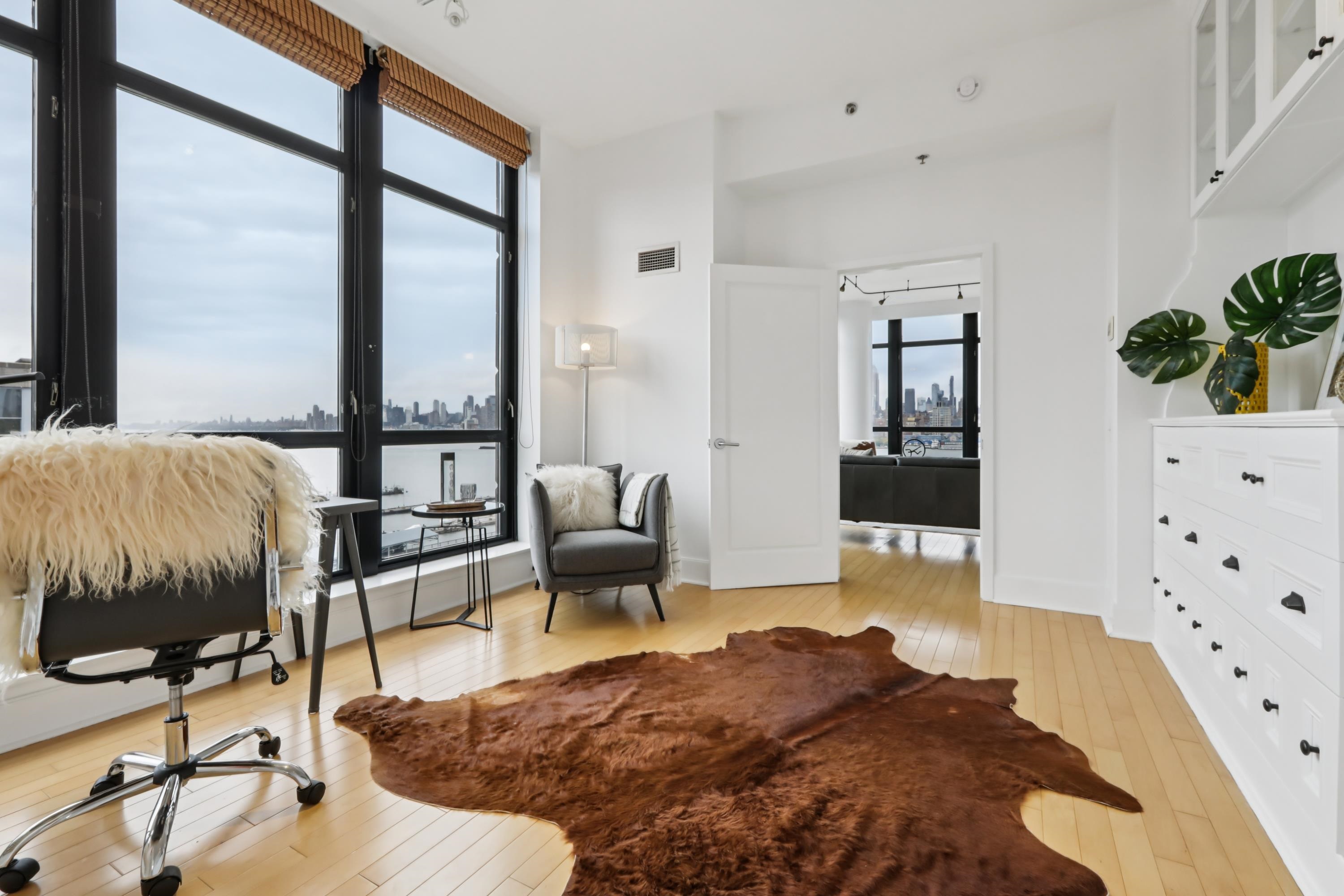 1025 MAXWELL LANE Unit: 1201