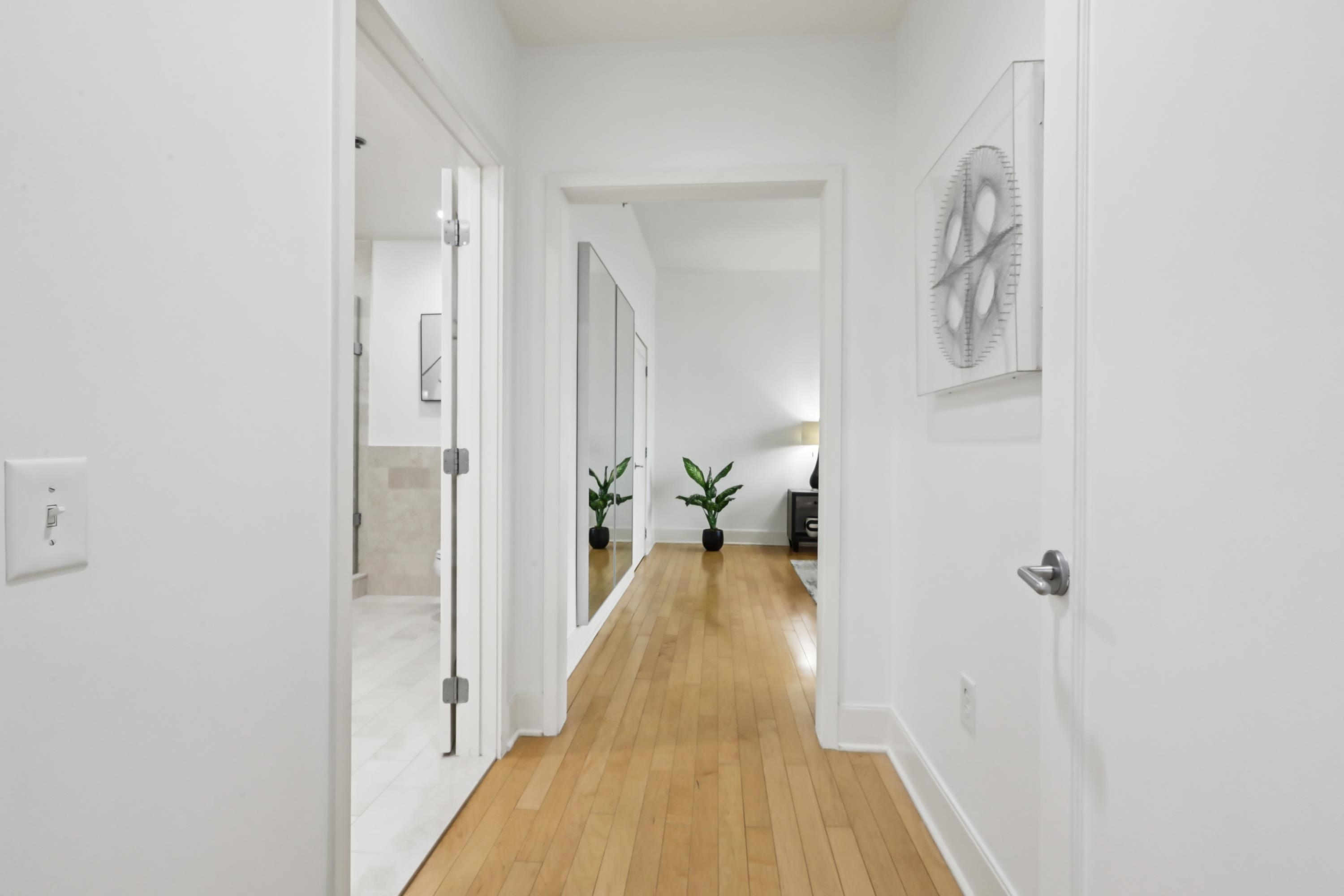 1025 MAXWELL LANE Unit: 1201