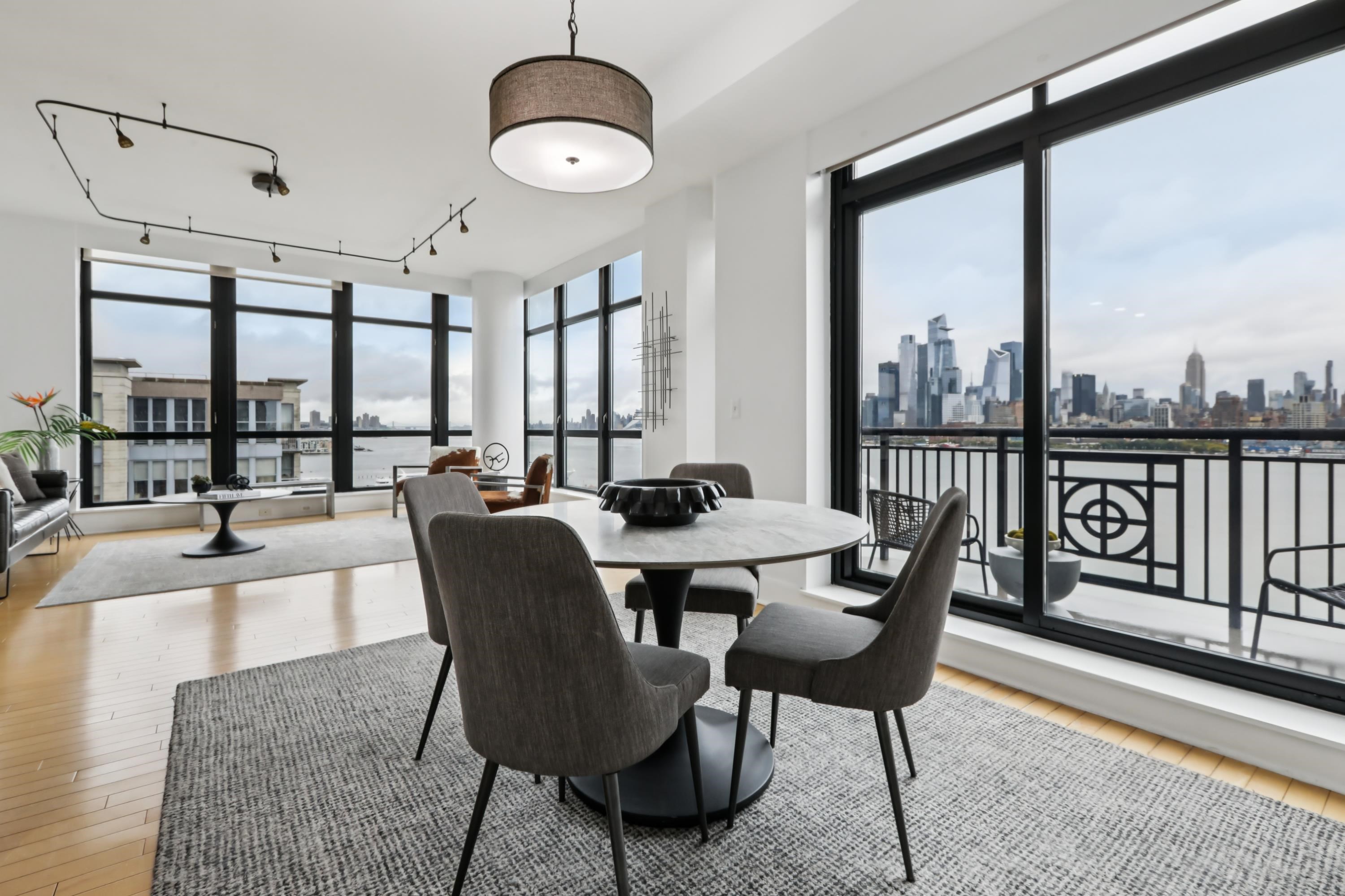 1025 MAXWELL LANE Unit: 1201