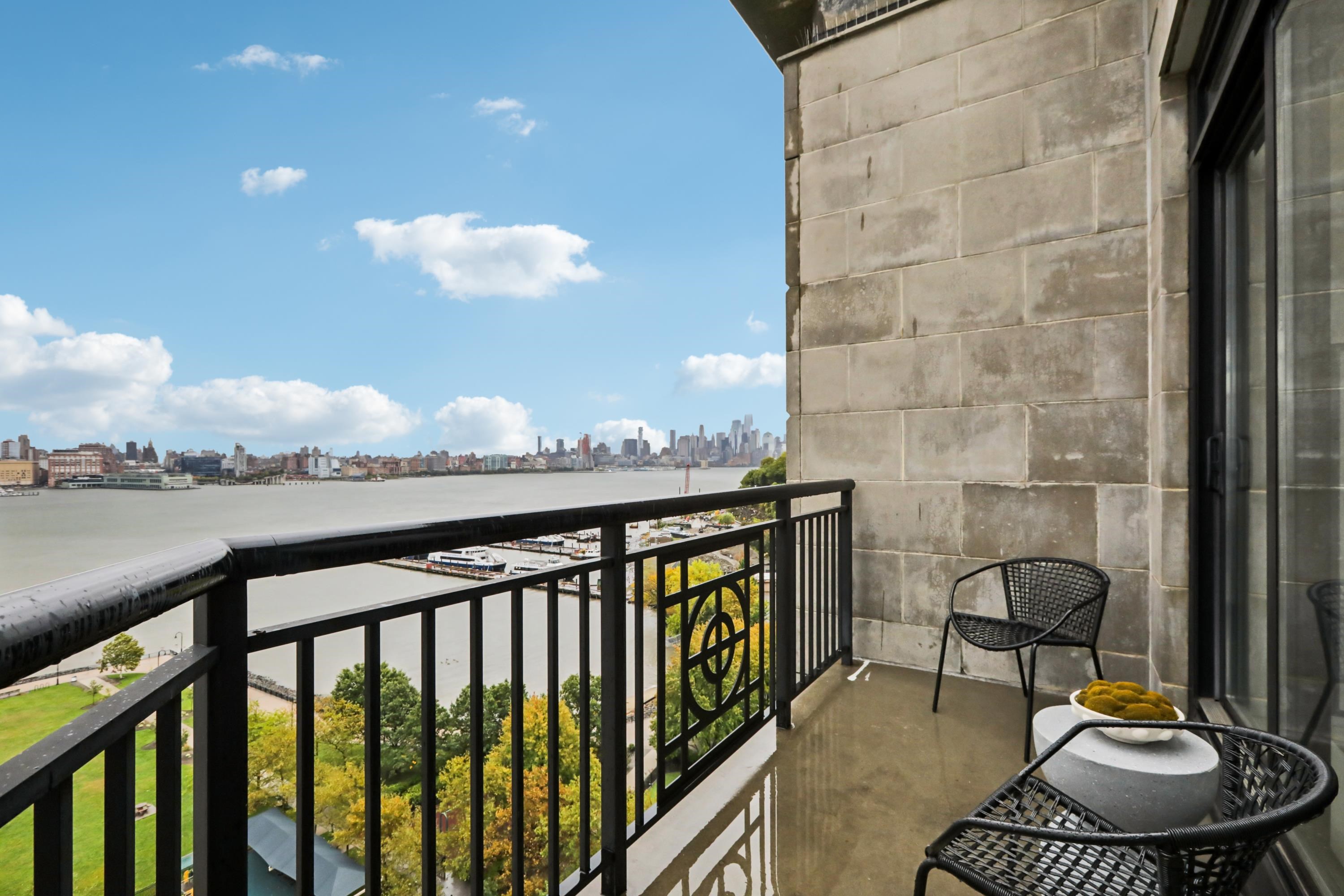 1025 MAXWELL LANE Unit: 1201