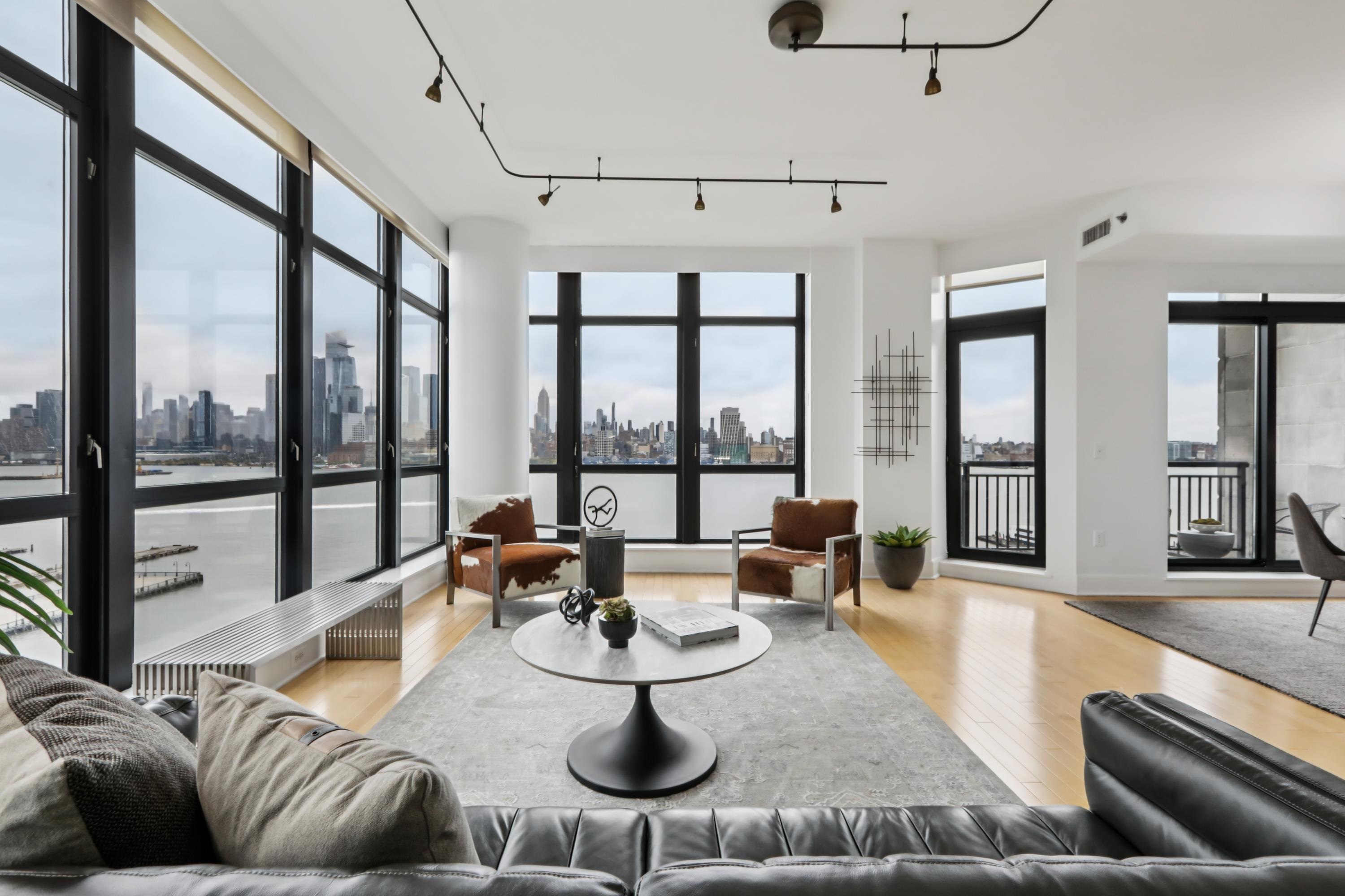 1025 MAXWELL LANE Unit: 1201