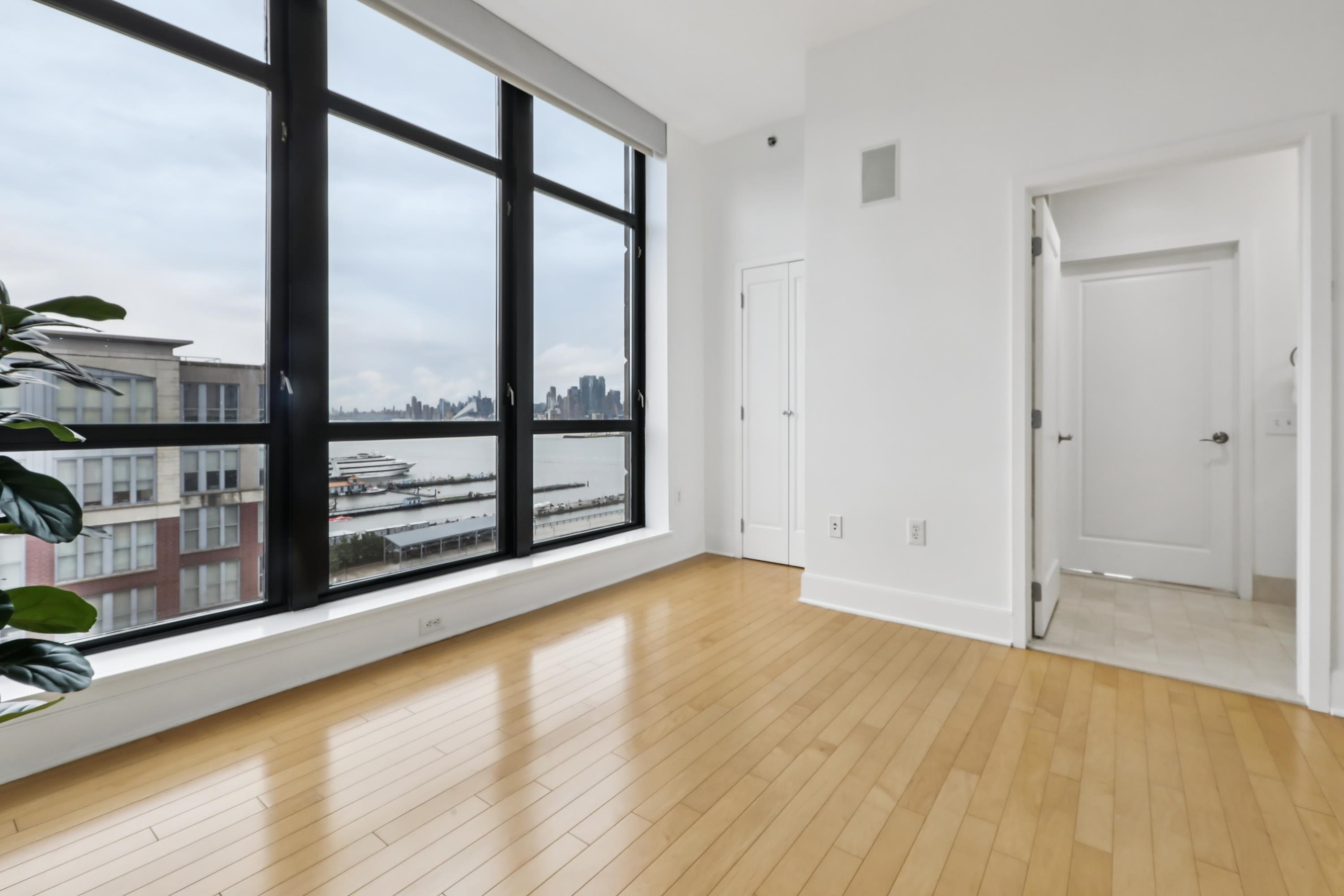 1025 MAXWELL LANE Unit: 1201