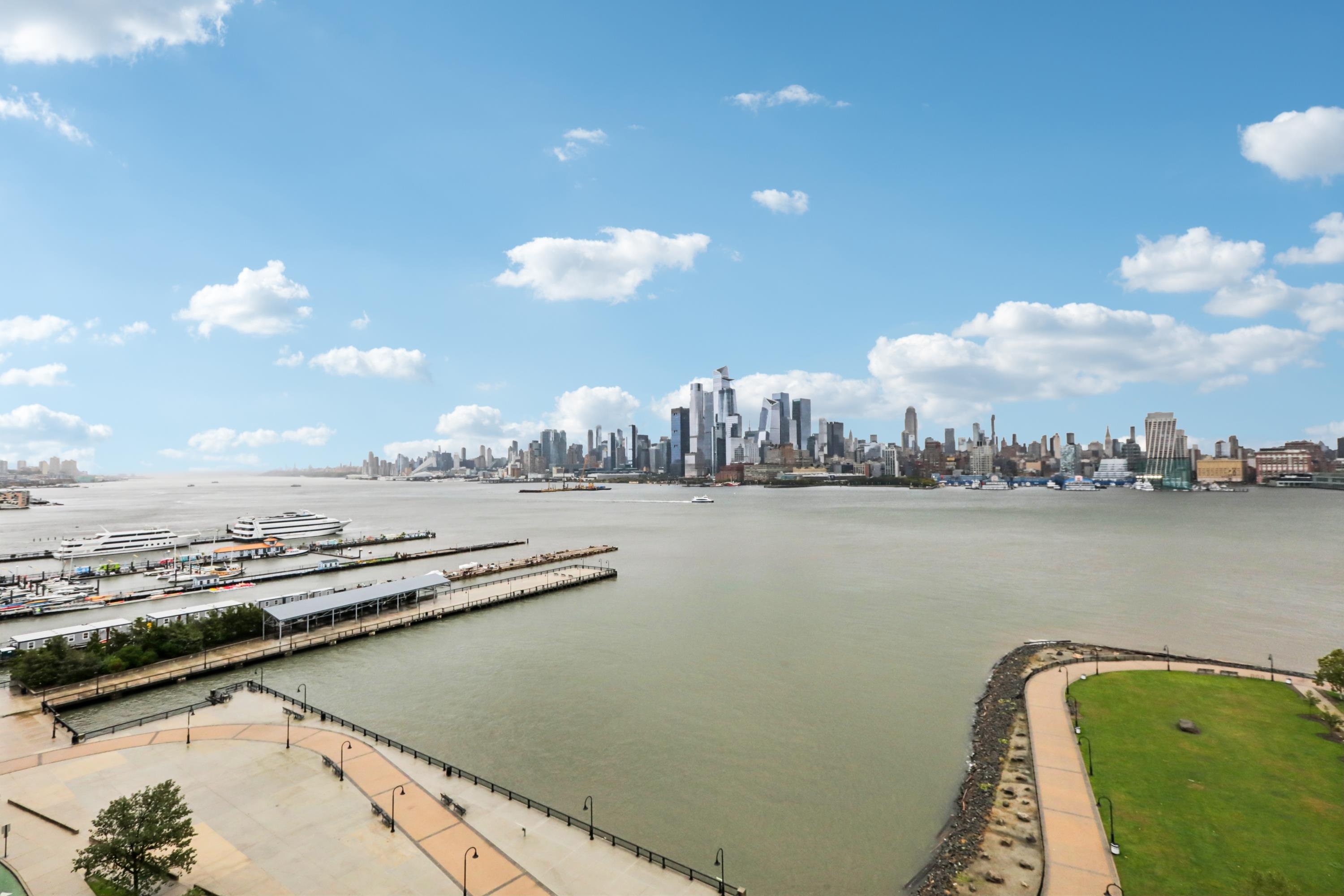 1025 MAXWELL LANE Unit: 1201