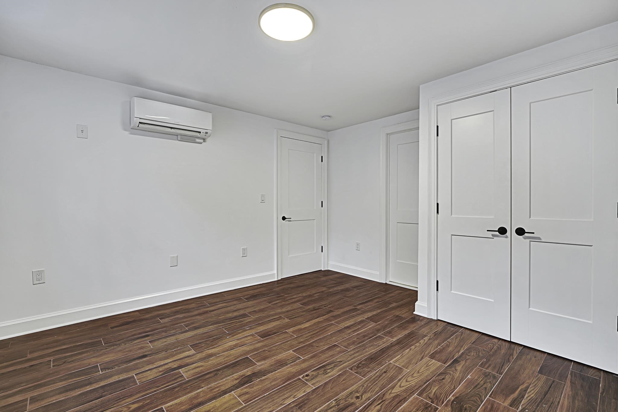 244 4TH ST Unit: 1