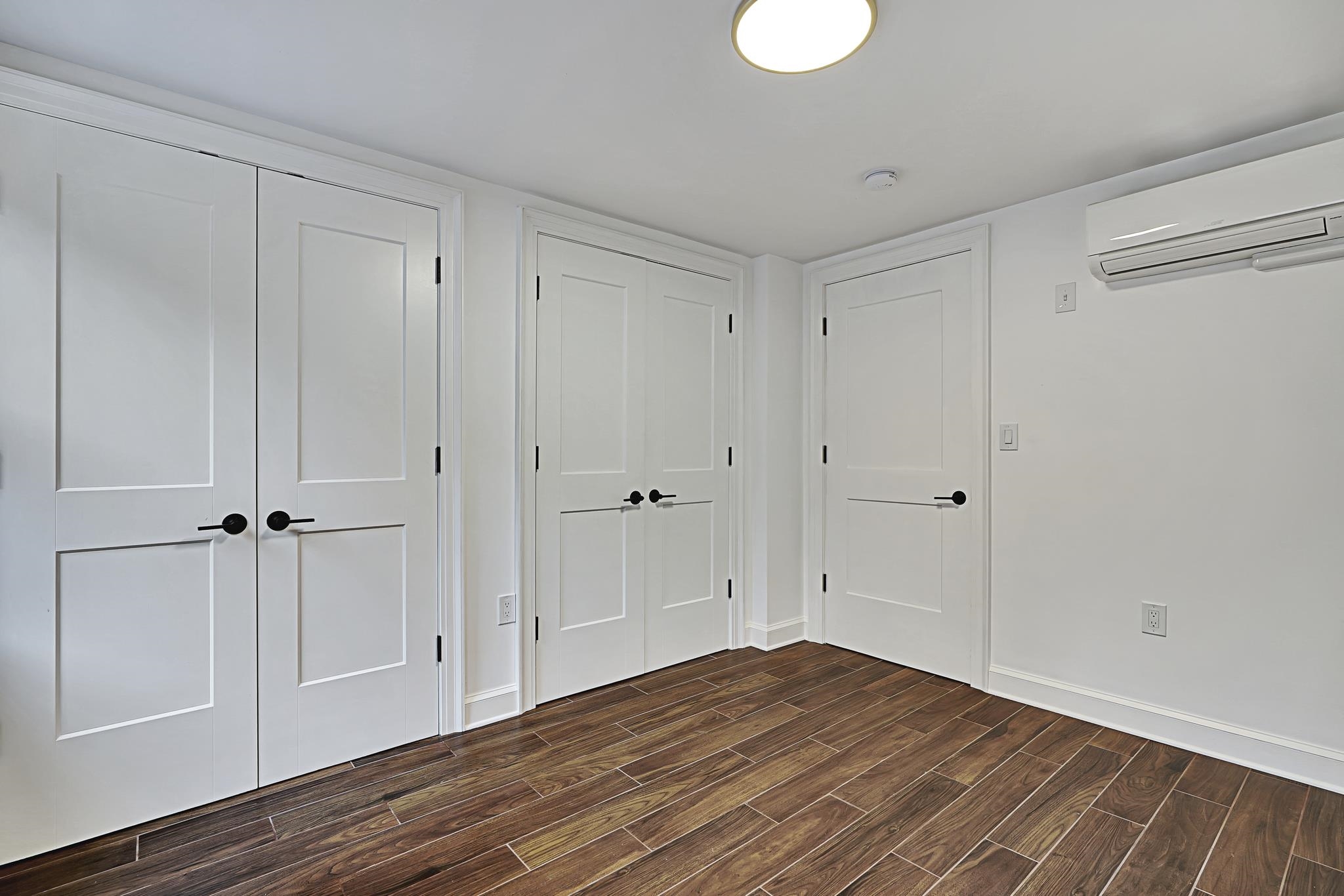 244 4TH ST Unit: 1