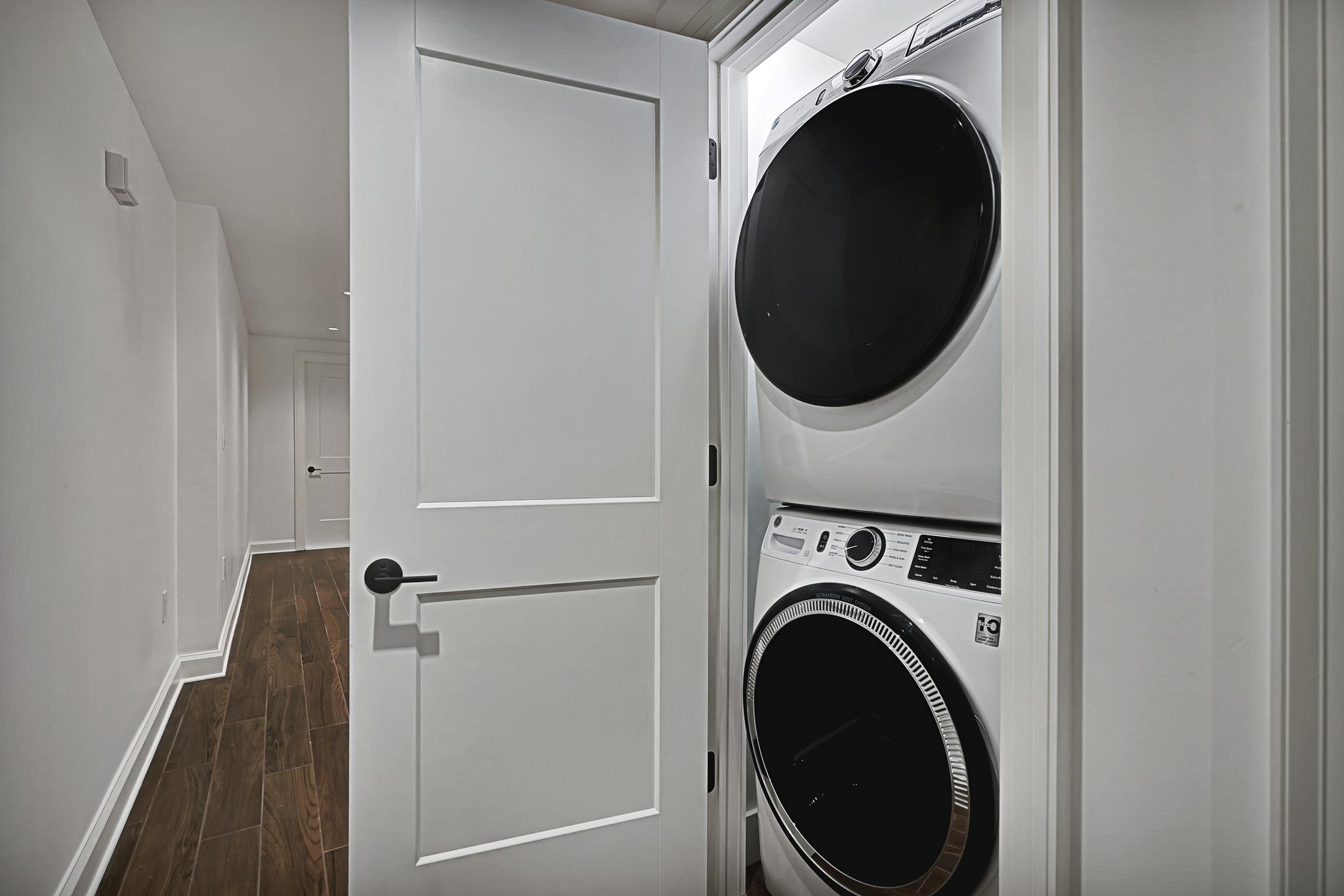 244 4TH ST Unit: 1