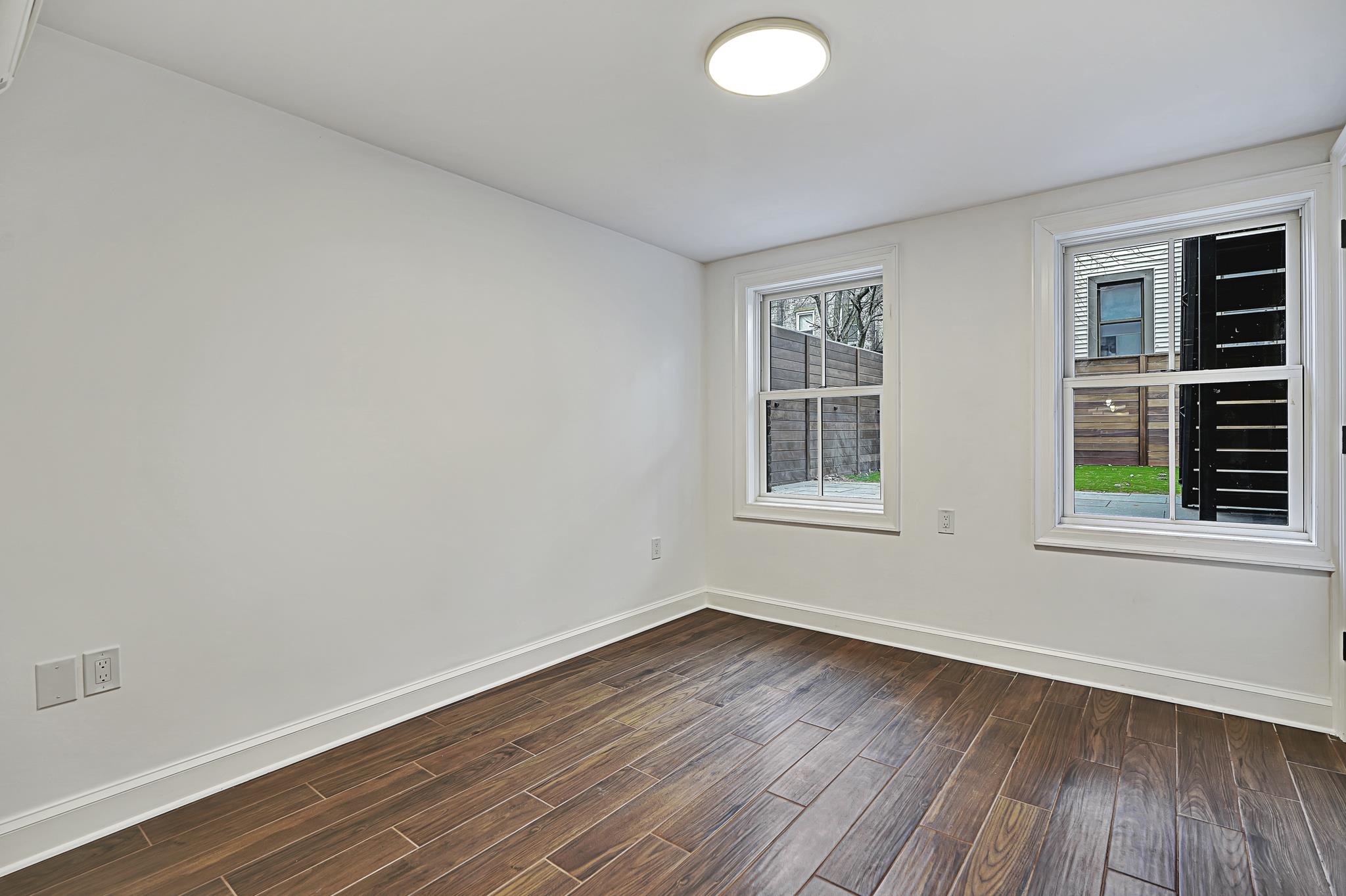 244 4TH ST Unit: 1