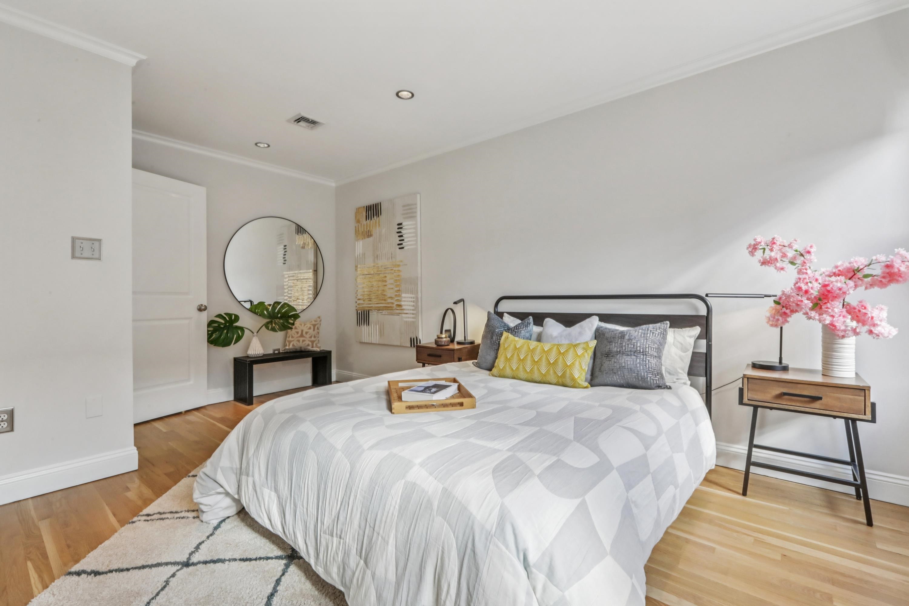 180 WASHINGTON ST Unit: 12