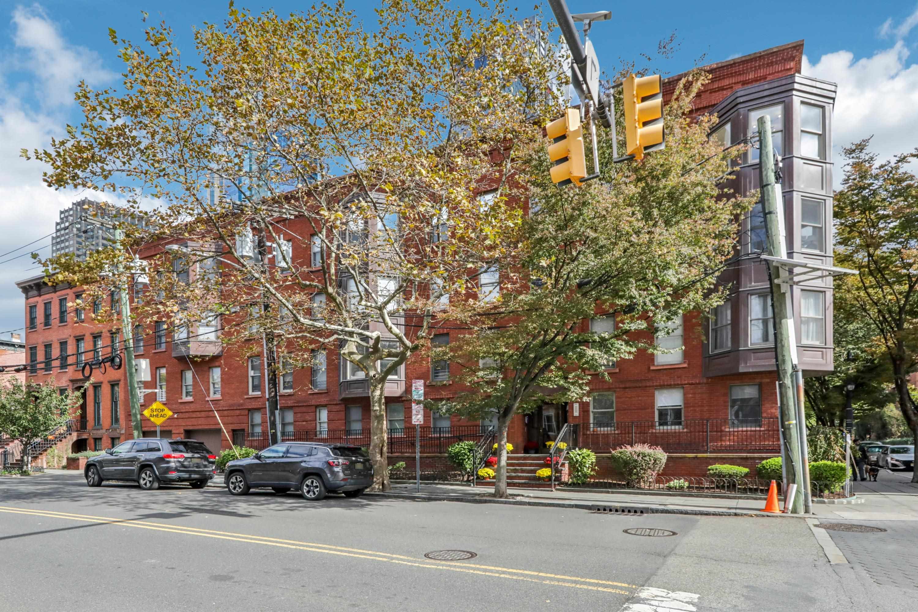 180 WASHINGTON ST Unit: 12