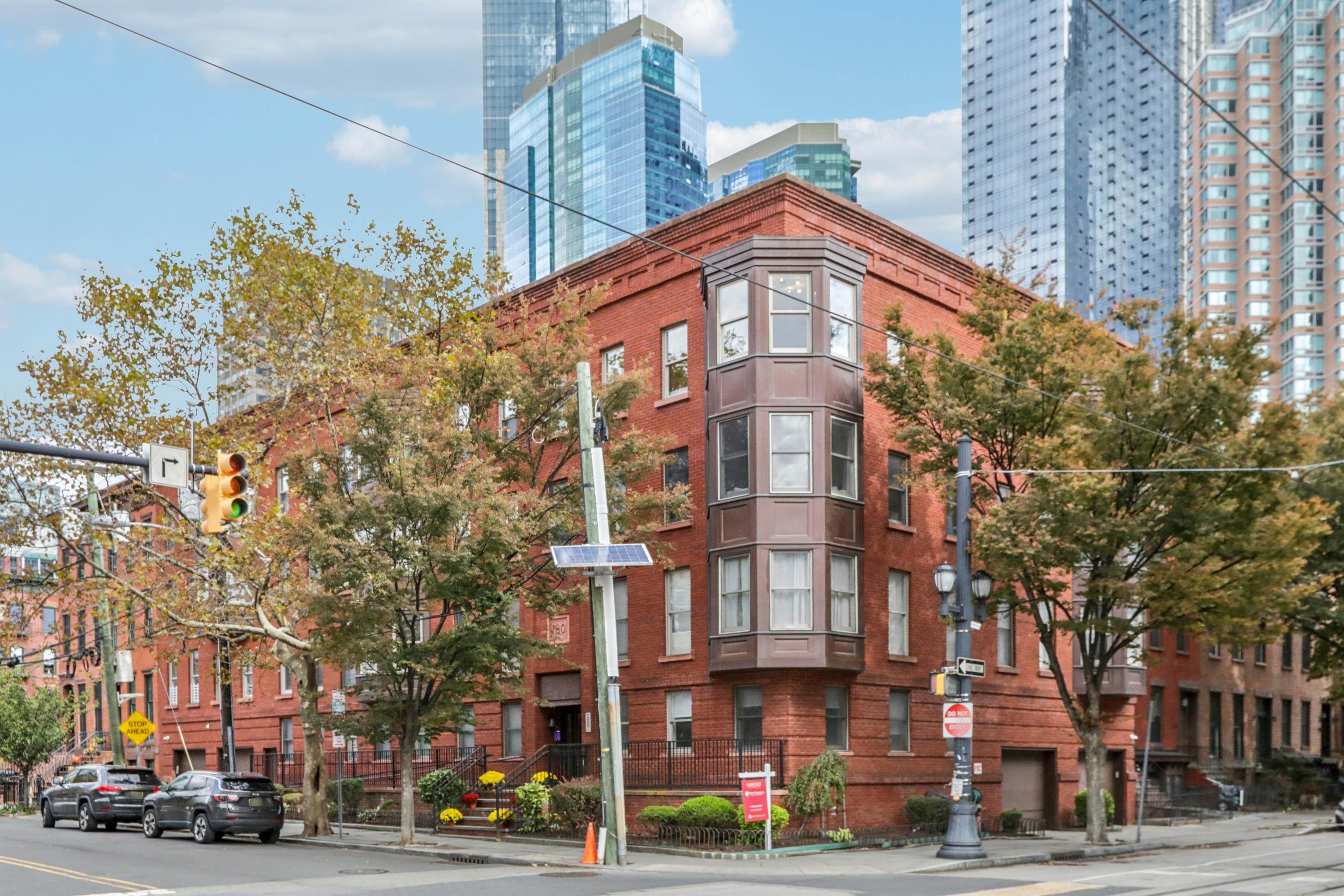 180 WASHINGTON ST Unit: 12