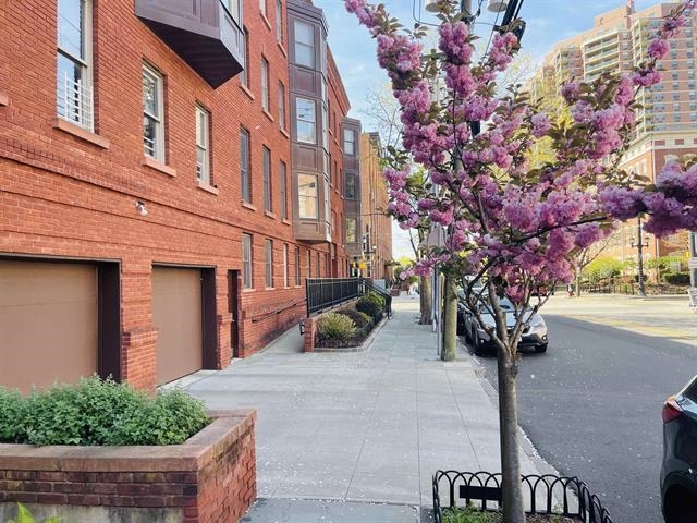 180 WASHINGTON ST Unit: 12